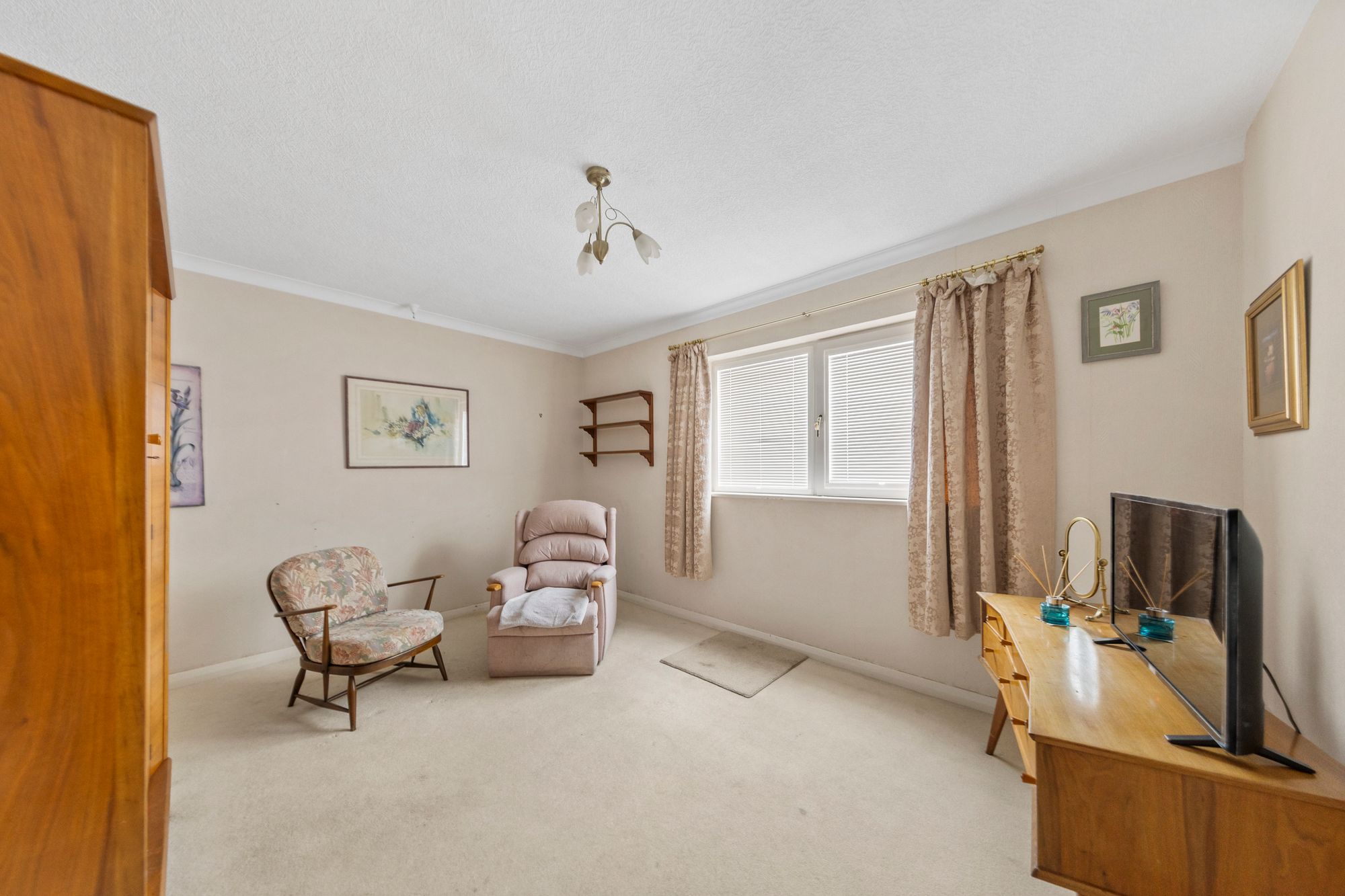 Hillcliffe Road, Walton, WA4