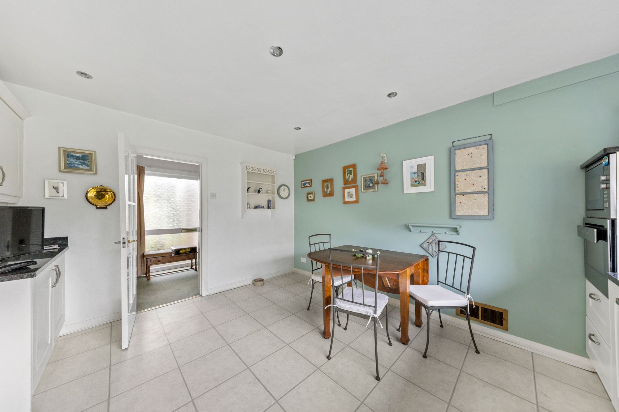 Hillcliffe Road, Walton, WA4