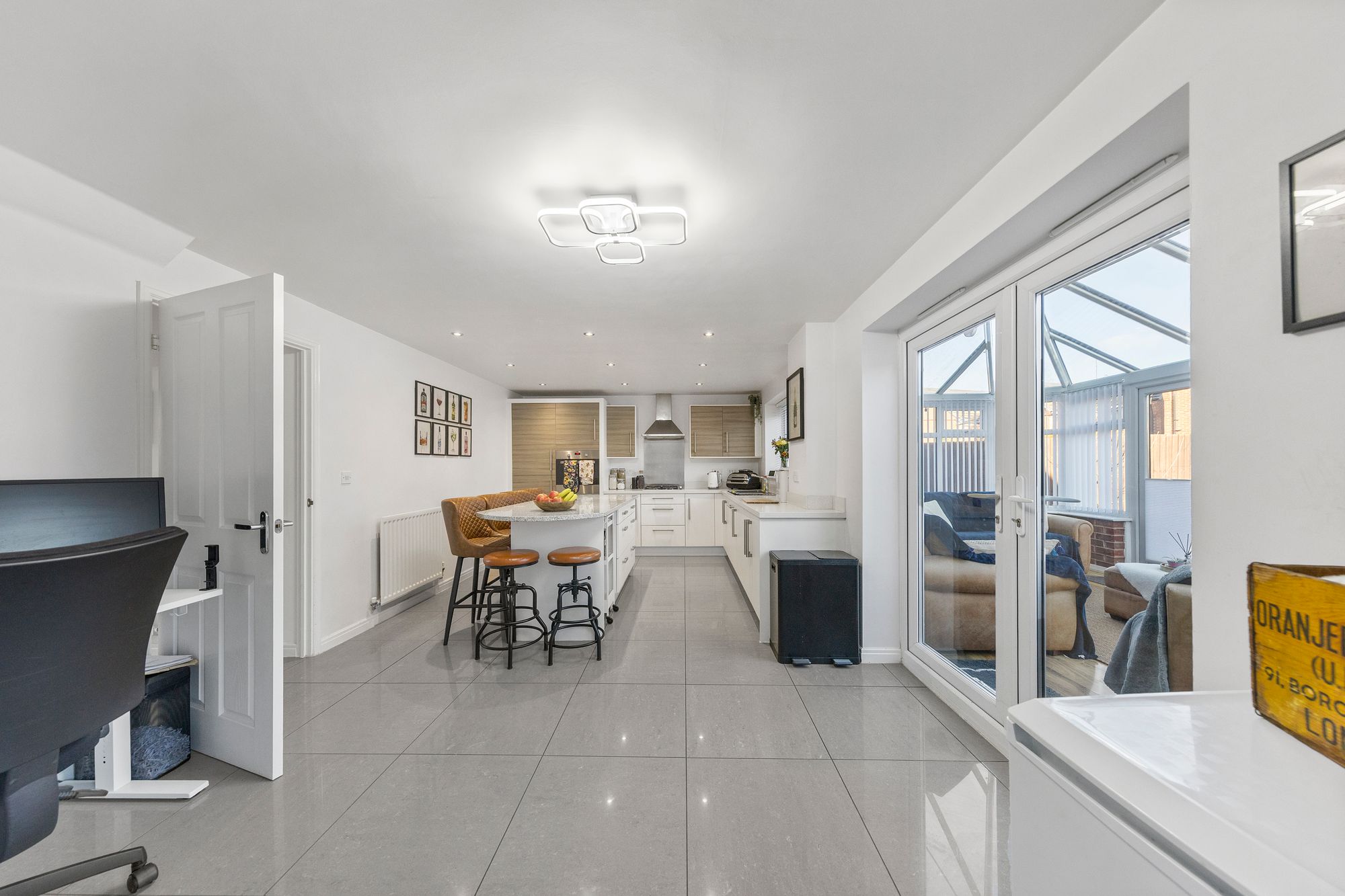 Wade Avenue, Warrington