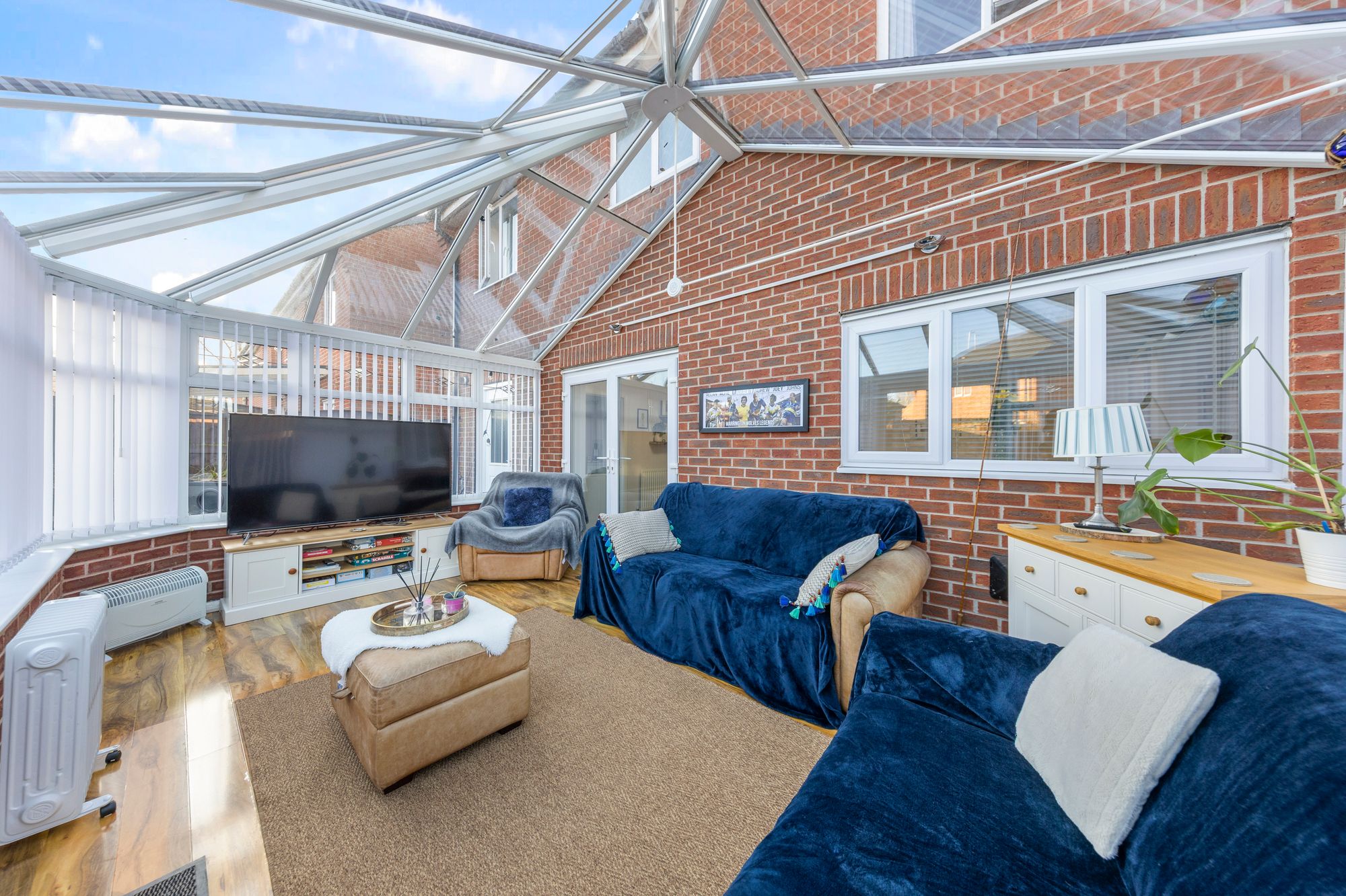 Wade Avenue, Warrington