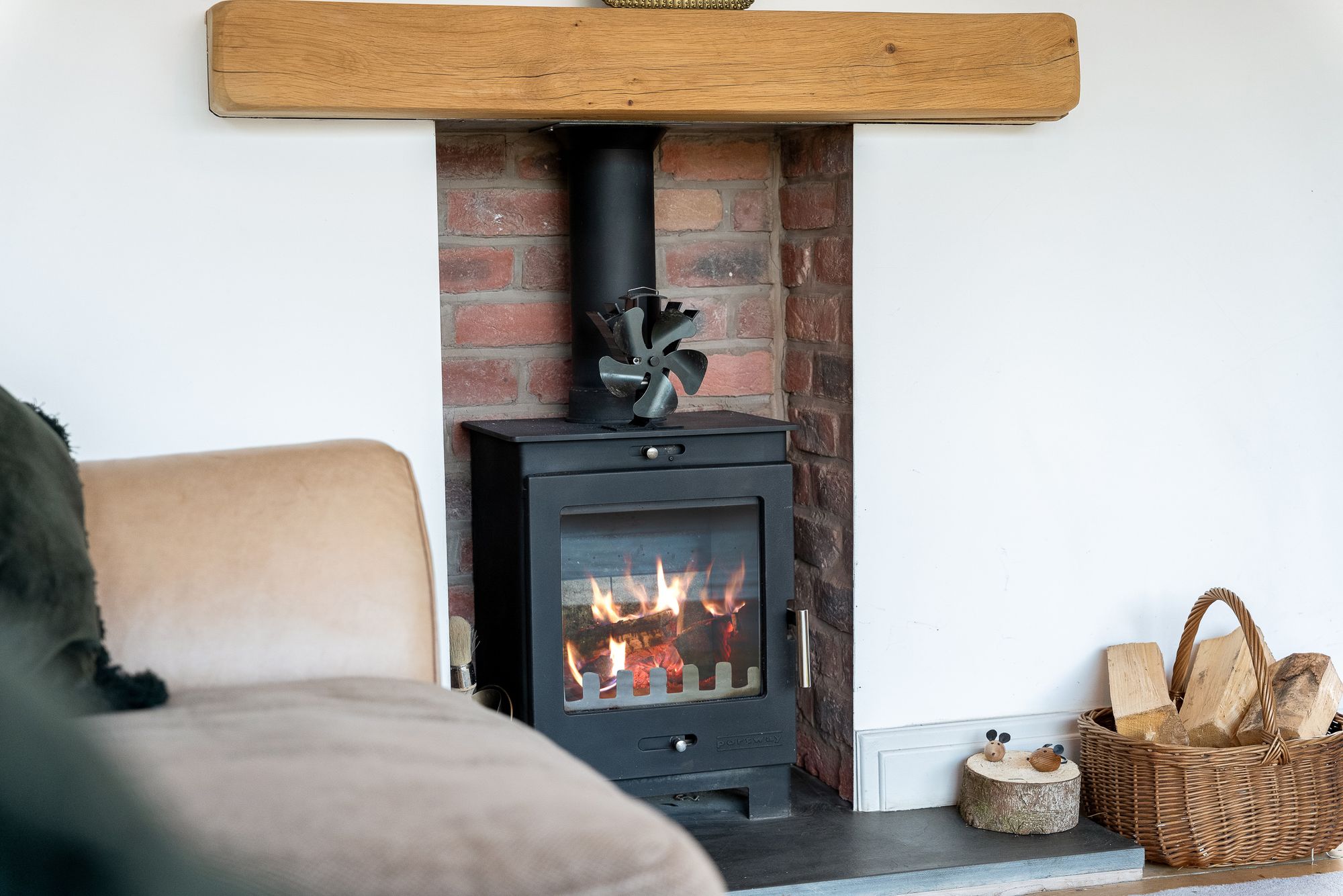 Tynwald Crescent, Widnes