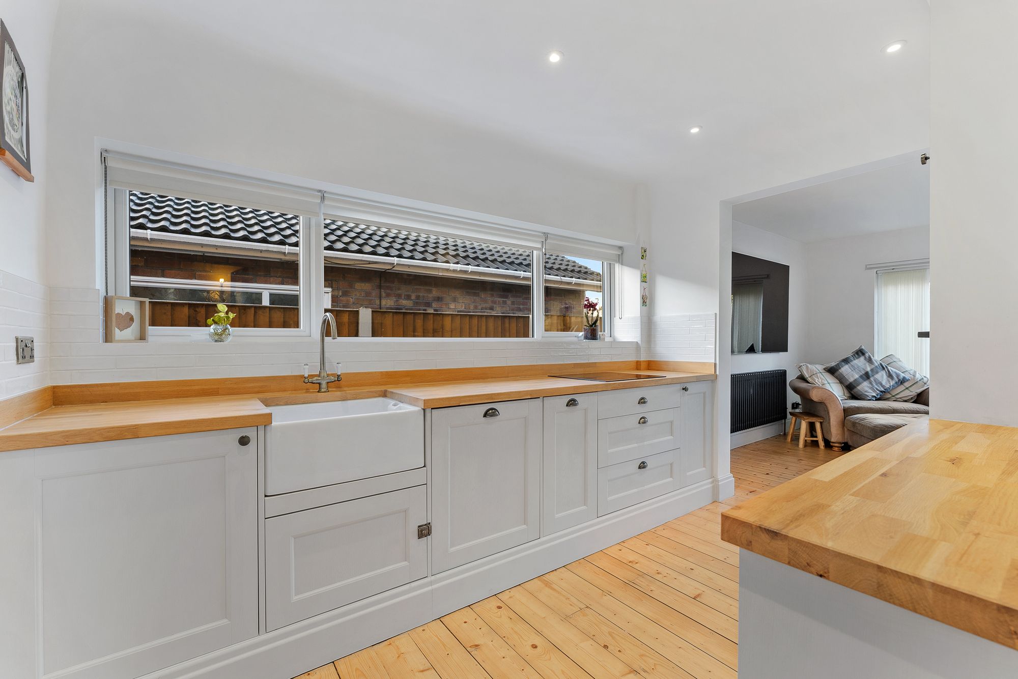 Tynwald Crescent, Widnes