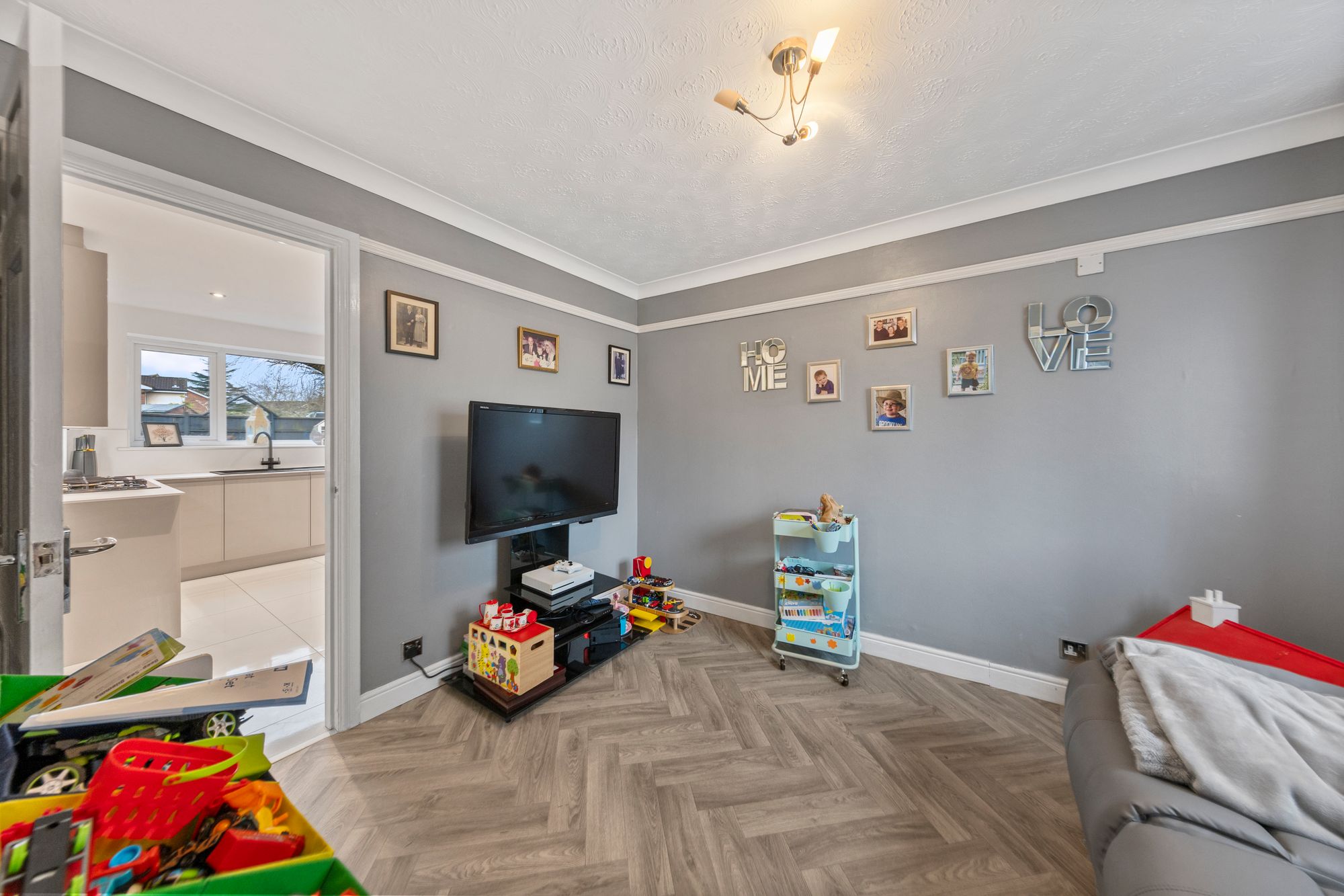 Falconers Green, Westbrook, WA5