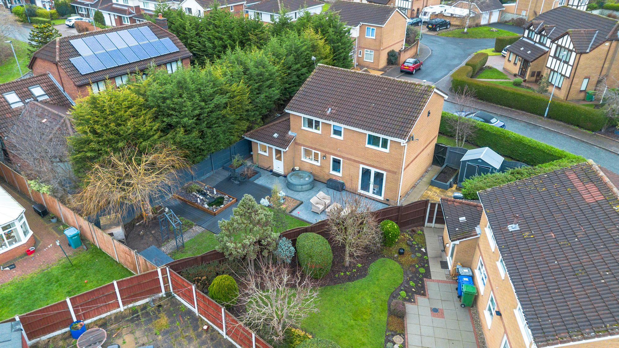 Falconers Green, Westbrook, WA5