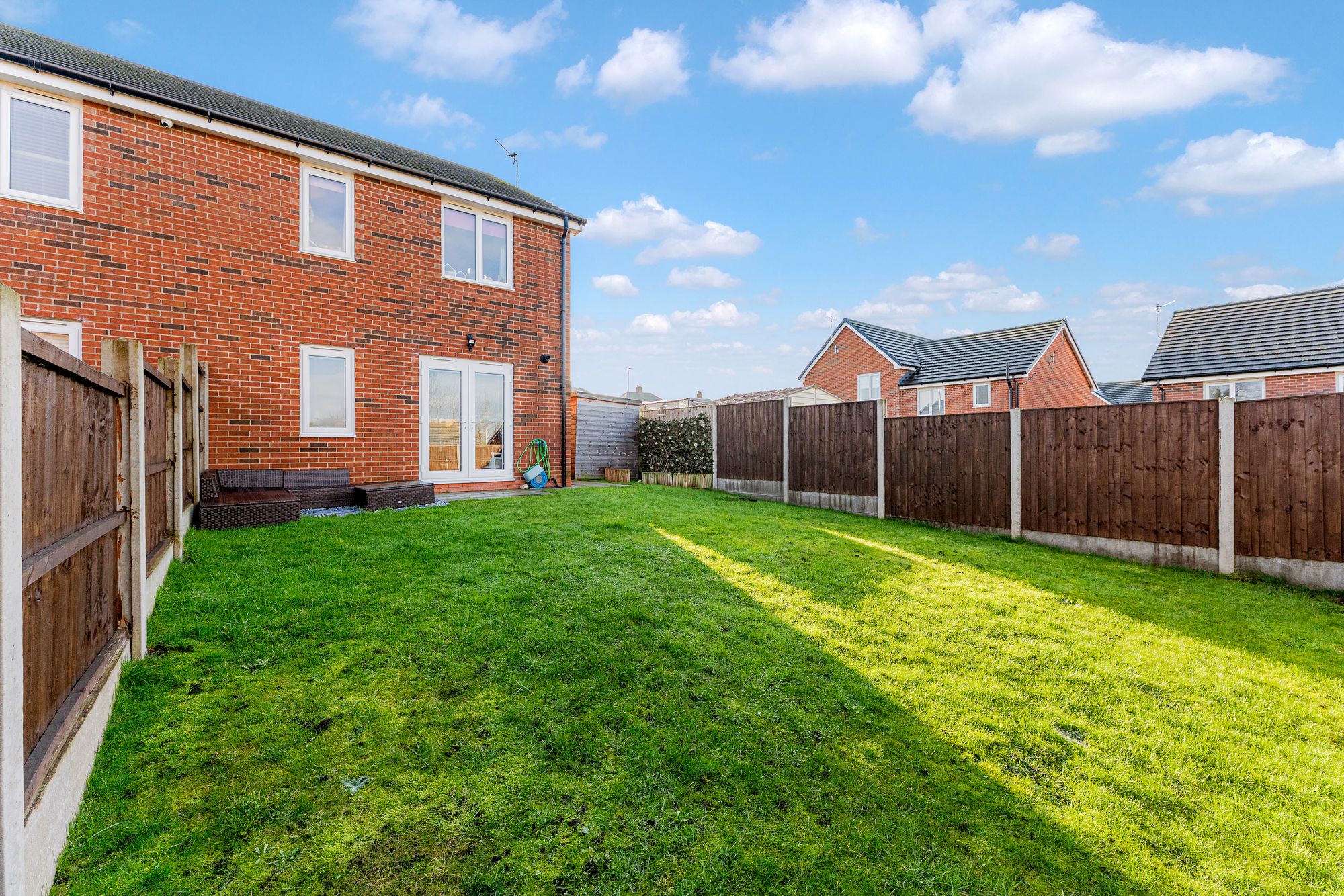 Picow Farm Road, Runcorn, WA7