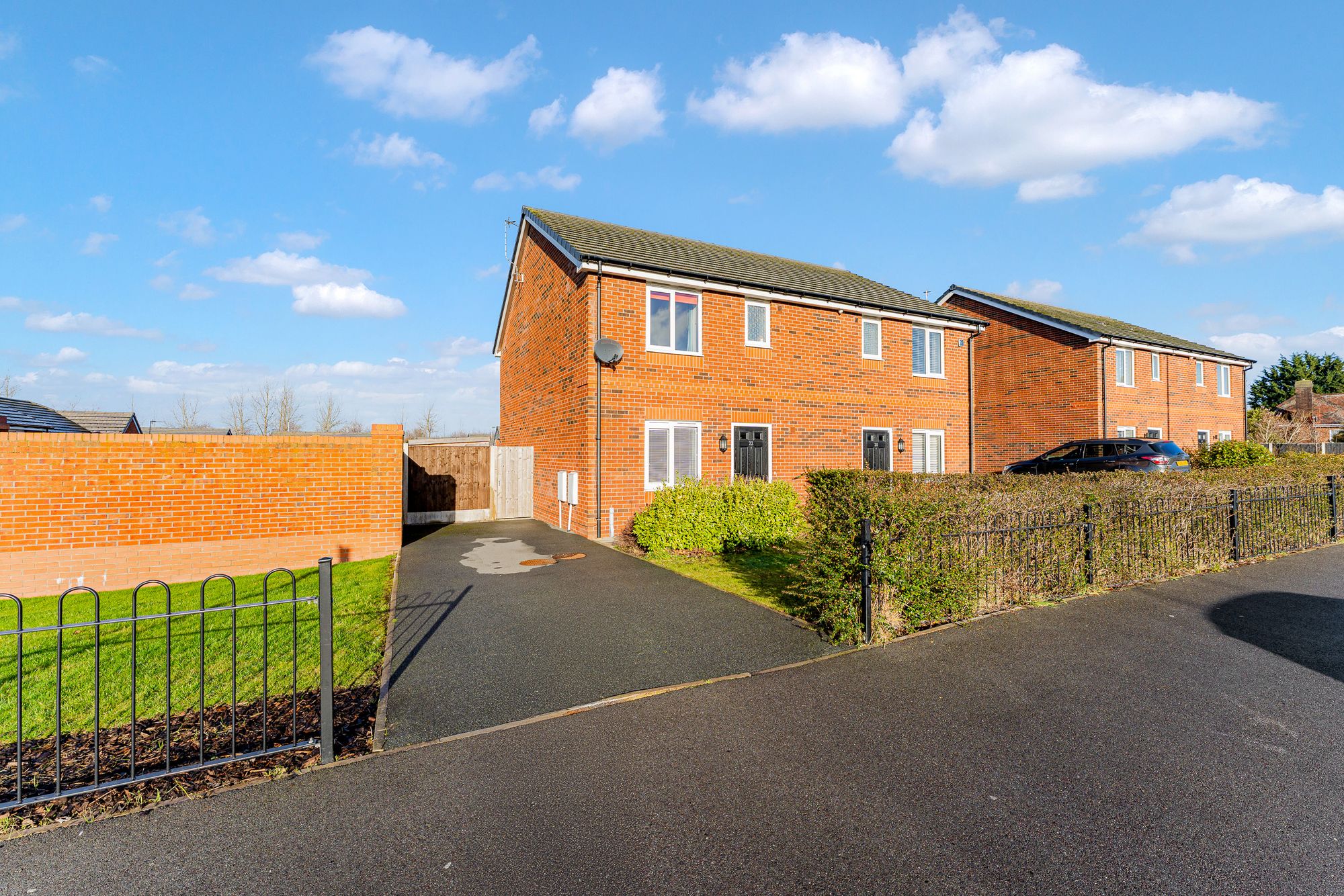 Picow Farm Road, Runcorn, WA7