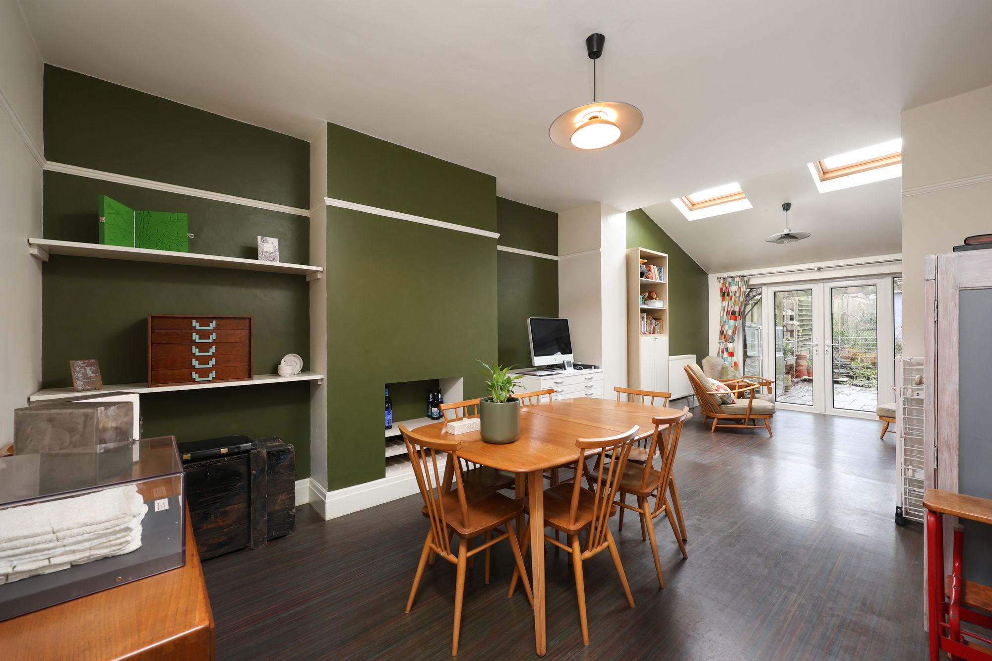 West Broadway, Bristol, BS9