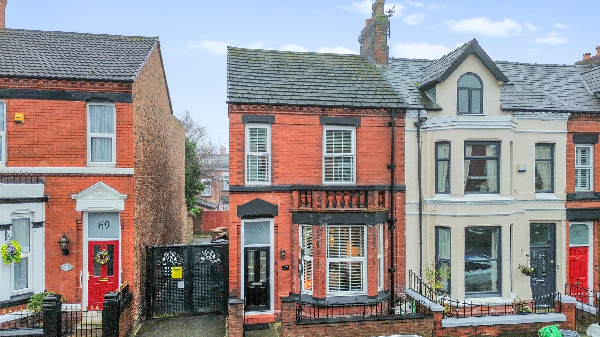 Dentons Green Lane, Dentons Green, WA10