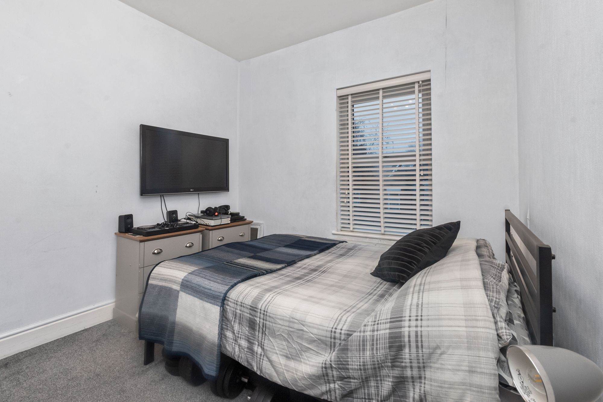 Dentons Green Lane, St. Helens