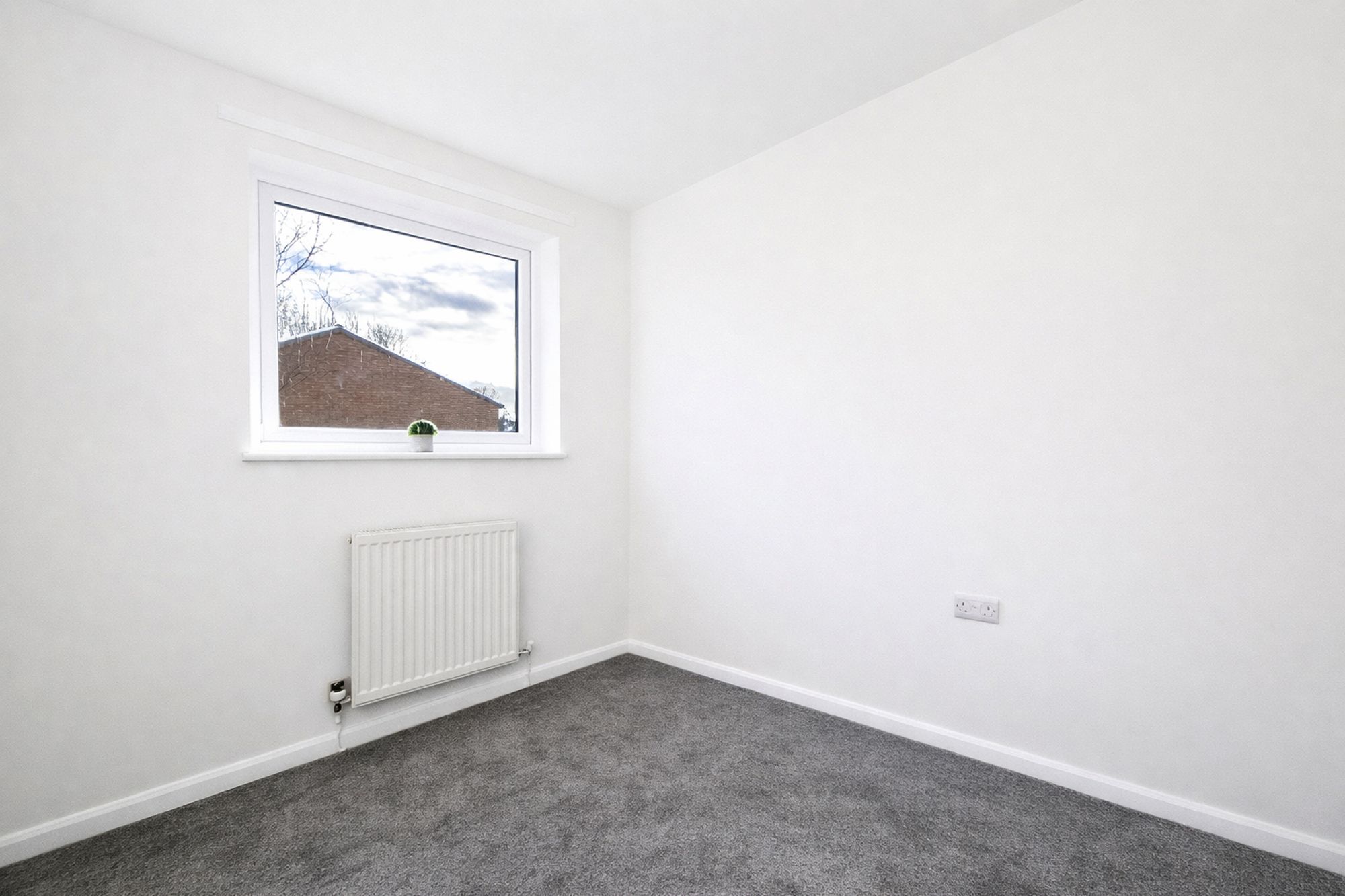 1f1609bf-547a-475a-ac75-9c384e27a816