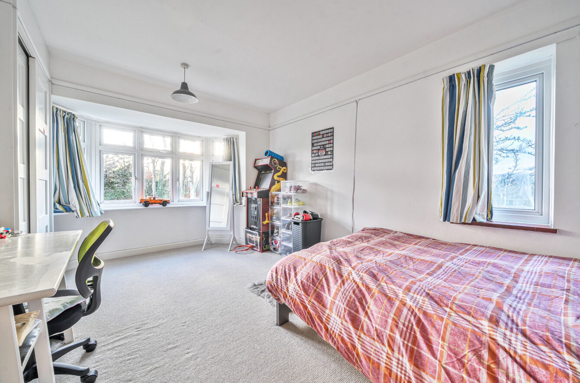 School Lane, Petersfield, GU32 images