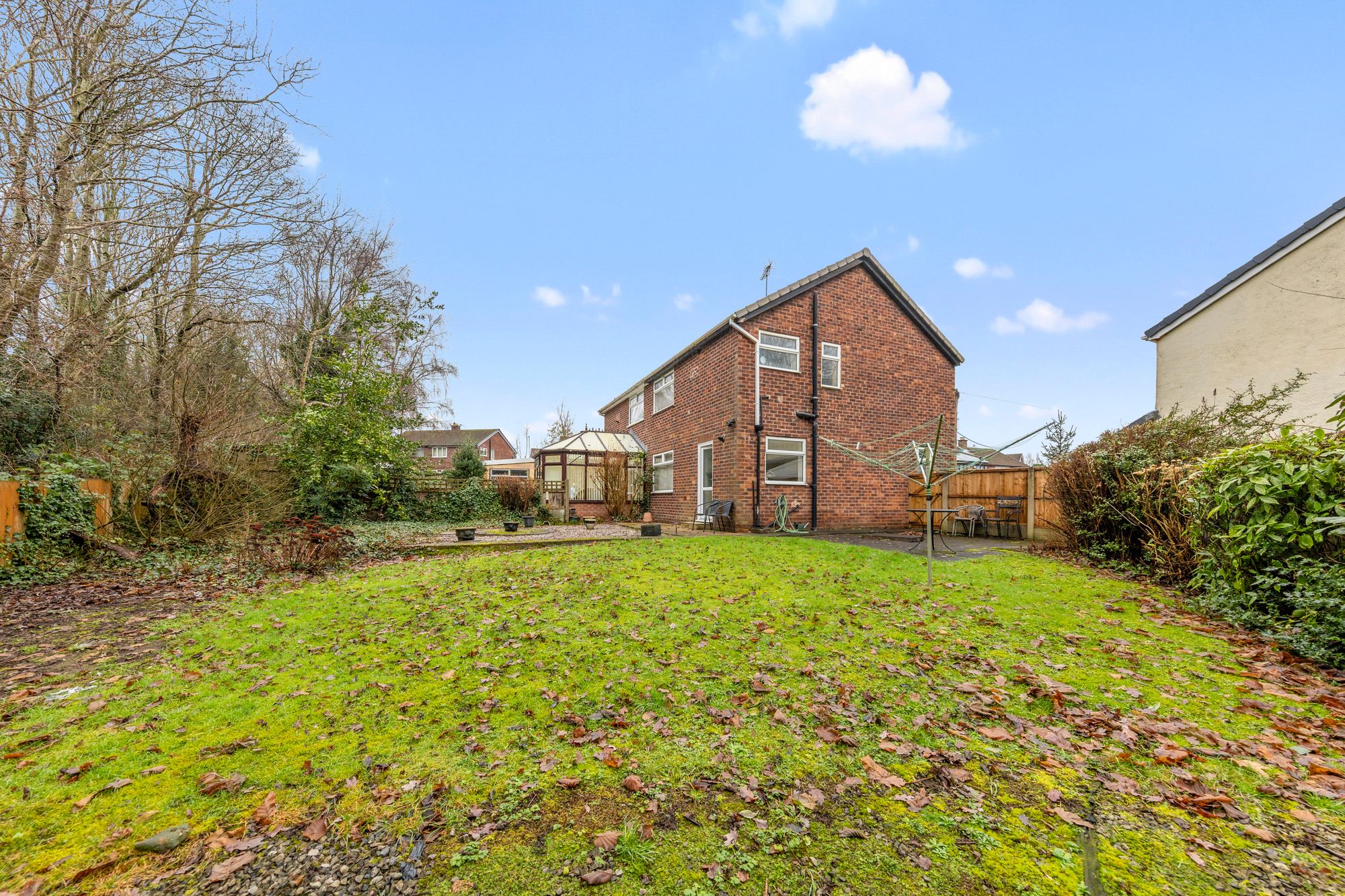 Launceston Drive, Penketh, WA5