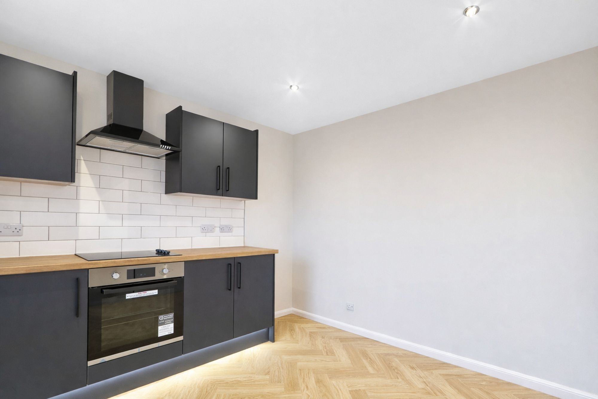 c9843a0a-6ea2-42df-897f-fbbf6213d12c