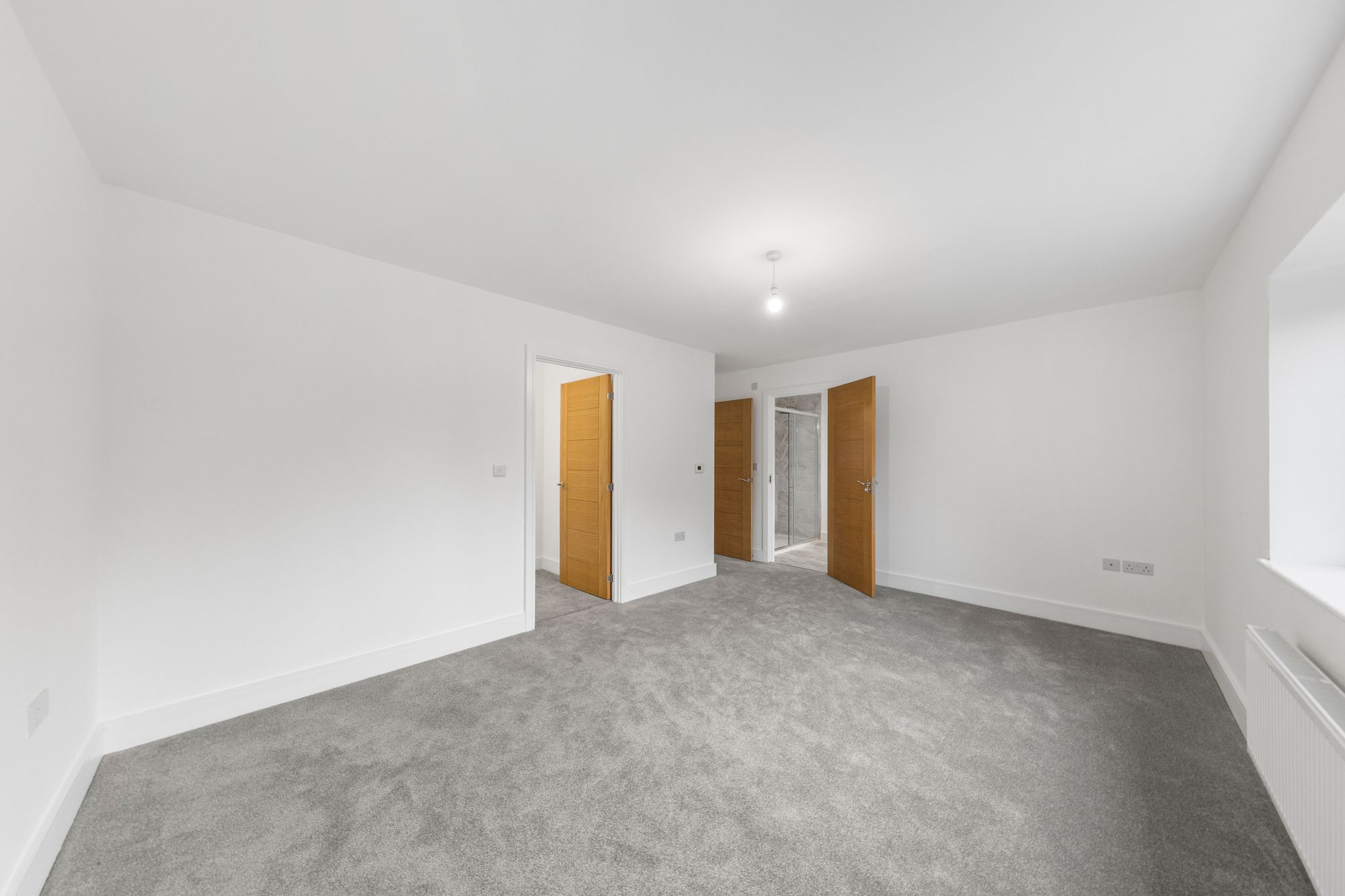 Church End, Hale Village, L24