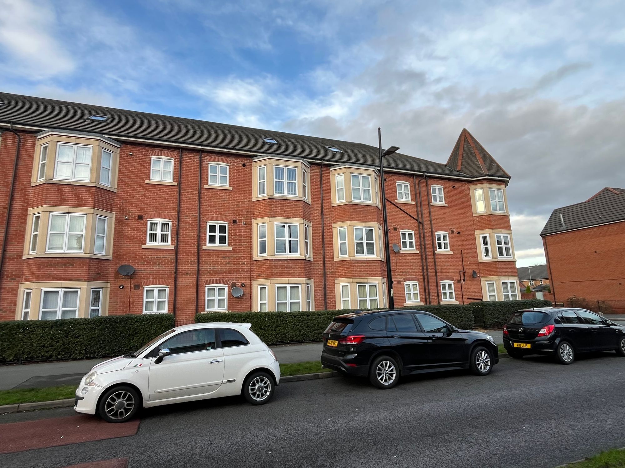 Houston Gardens, Great Sankey, WA5