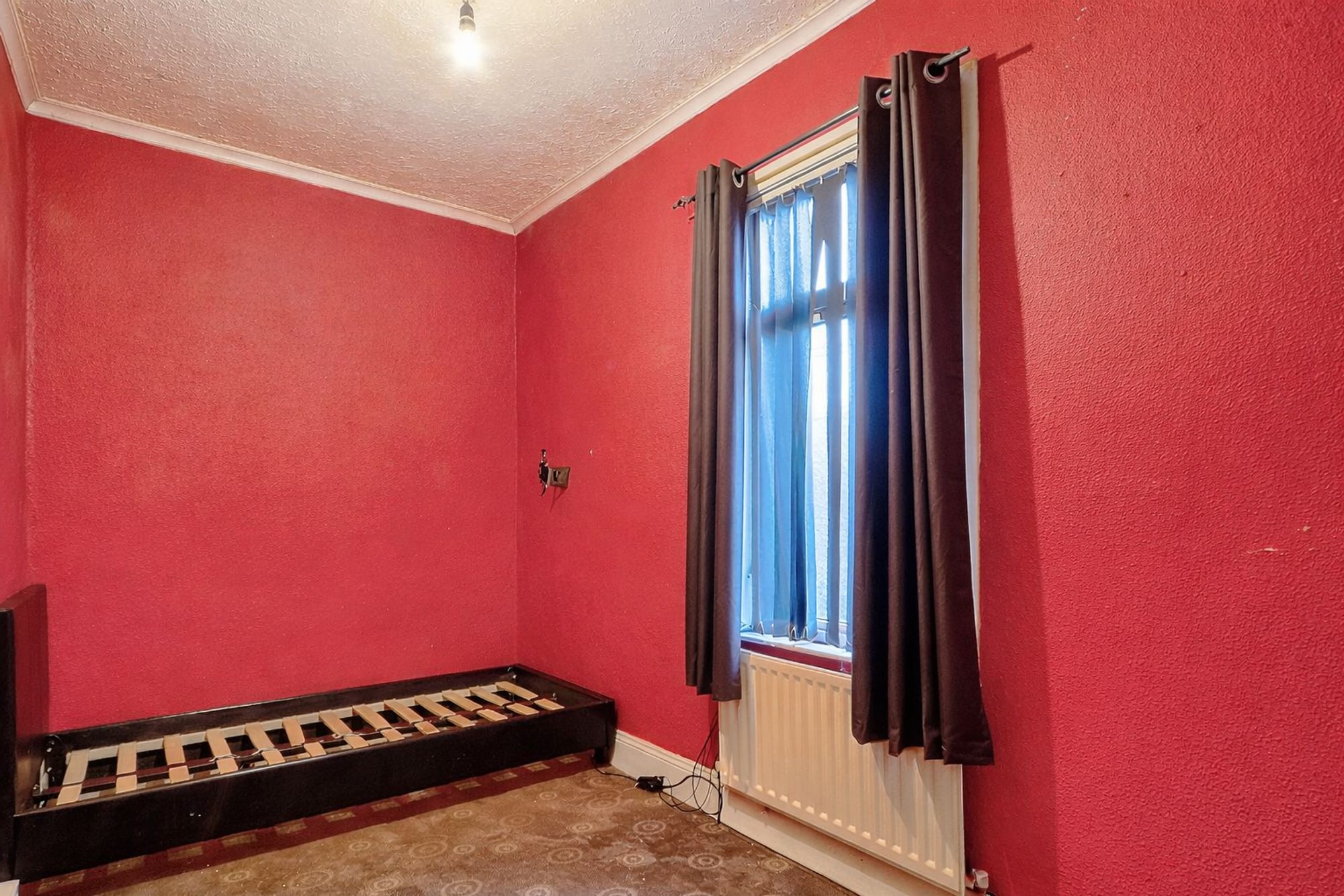 e3de81dc-8249-4bfd-bab5-dd5f742b204a