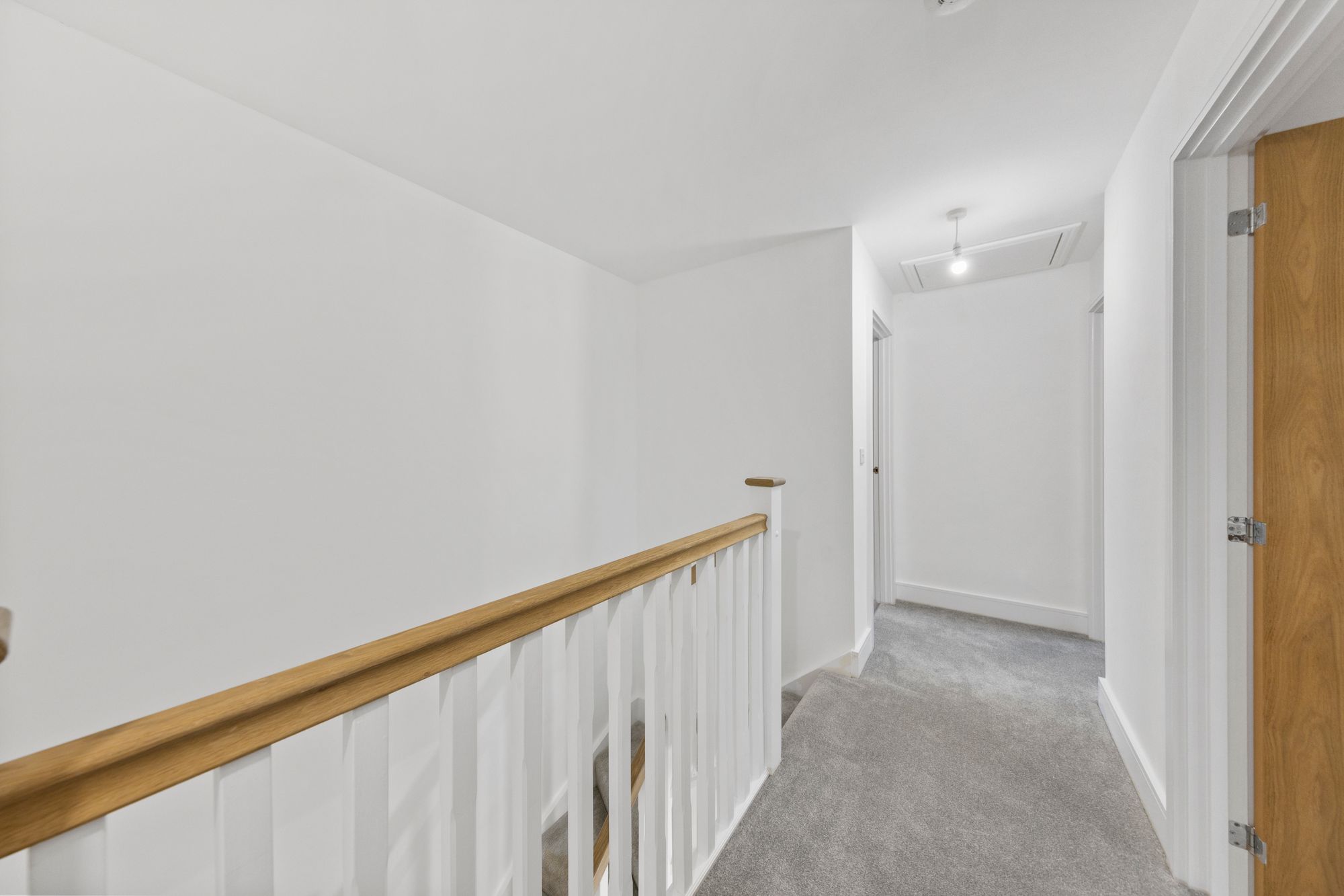Halis Court, Hale Village, L24