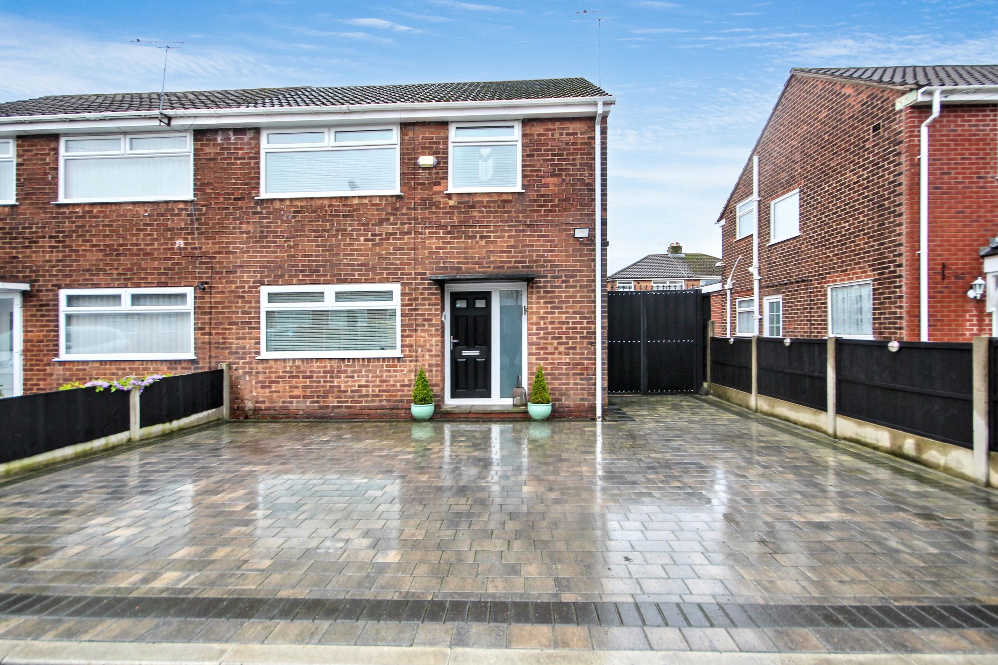 Maple Avenue, Hindley Green, WN2