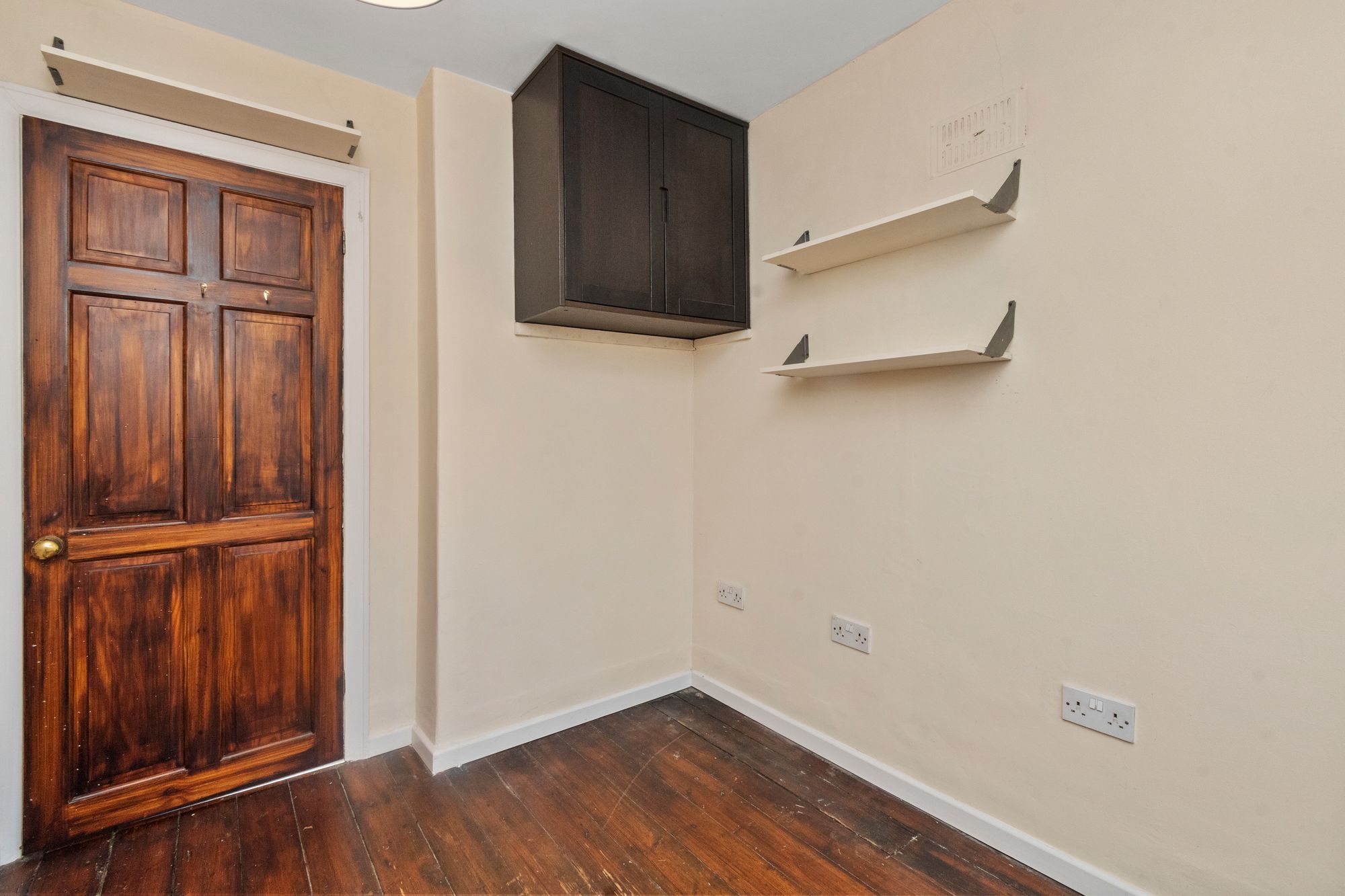 Jackson Avenue, Warrington