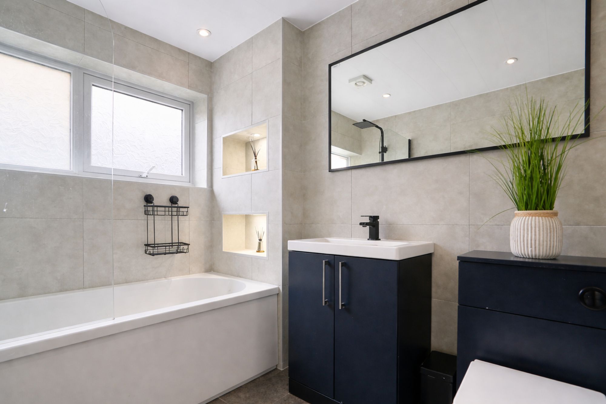 8ce2c905-8fde-462b-9dc5-4b26b0cca27e