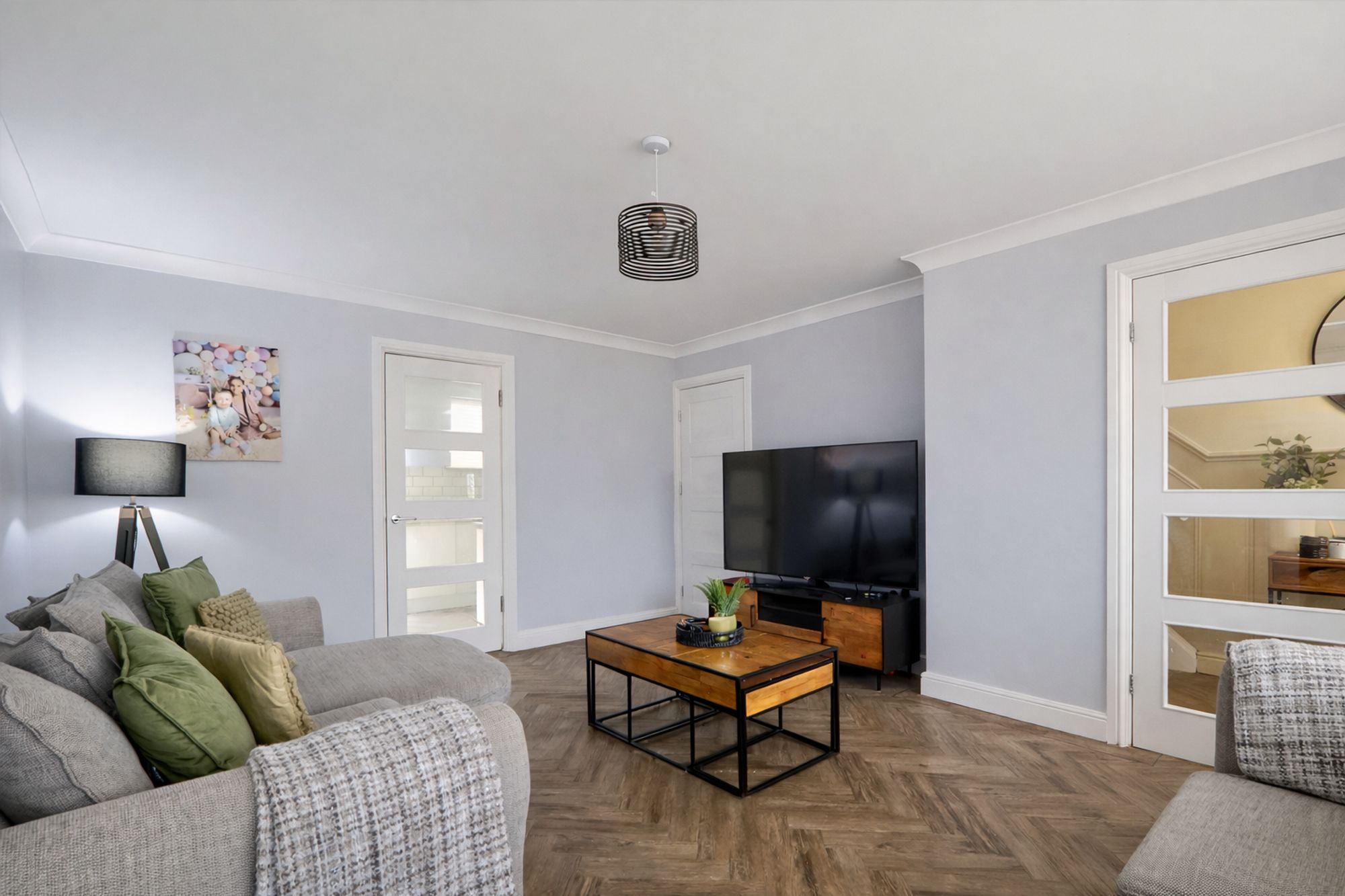 cd9a9c1b-f2f5-402b-befa-3230d101d295