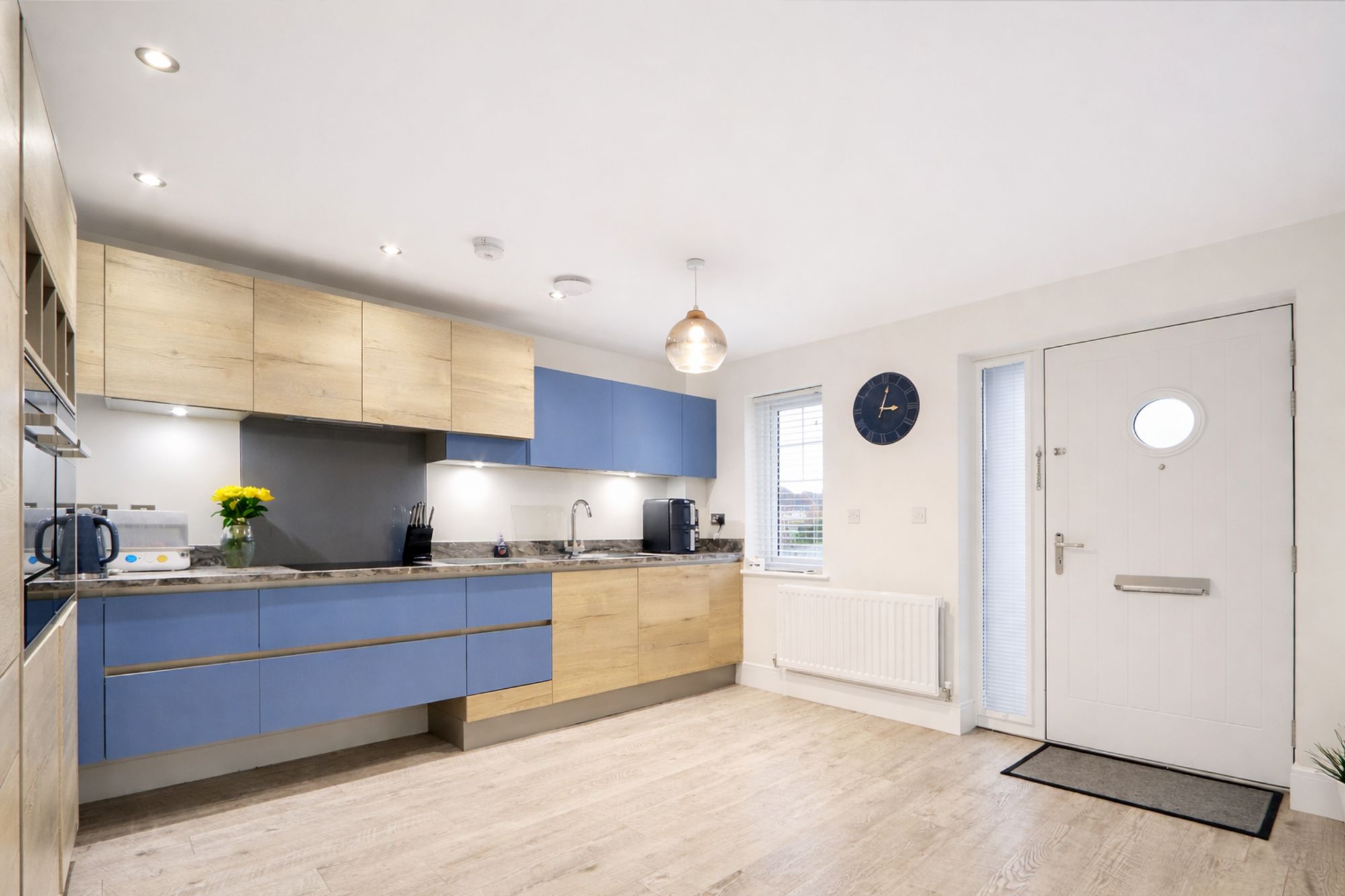 a83c2bcf-6d14-4cd2-9597-84773e011221