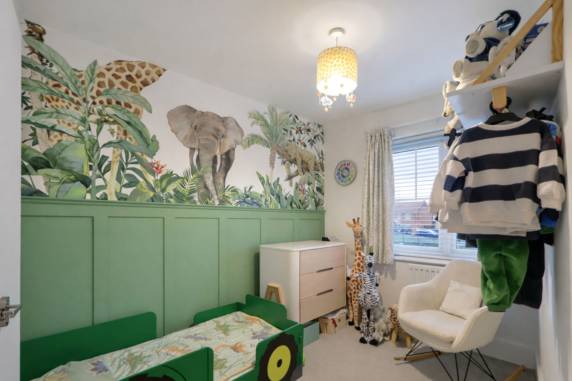 266dd934-e05e-4c3d-9d18-37e809c634c8