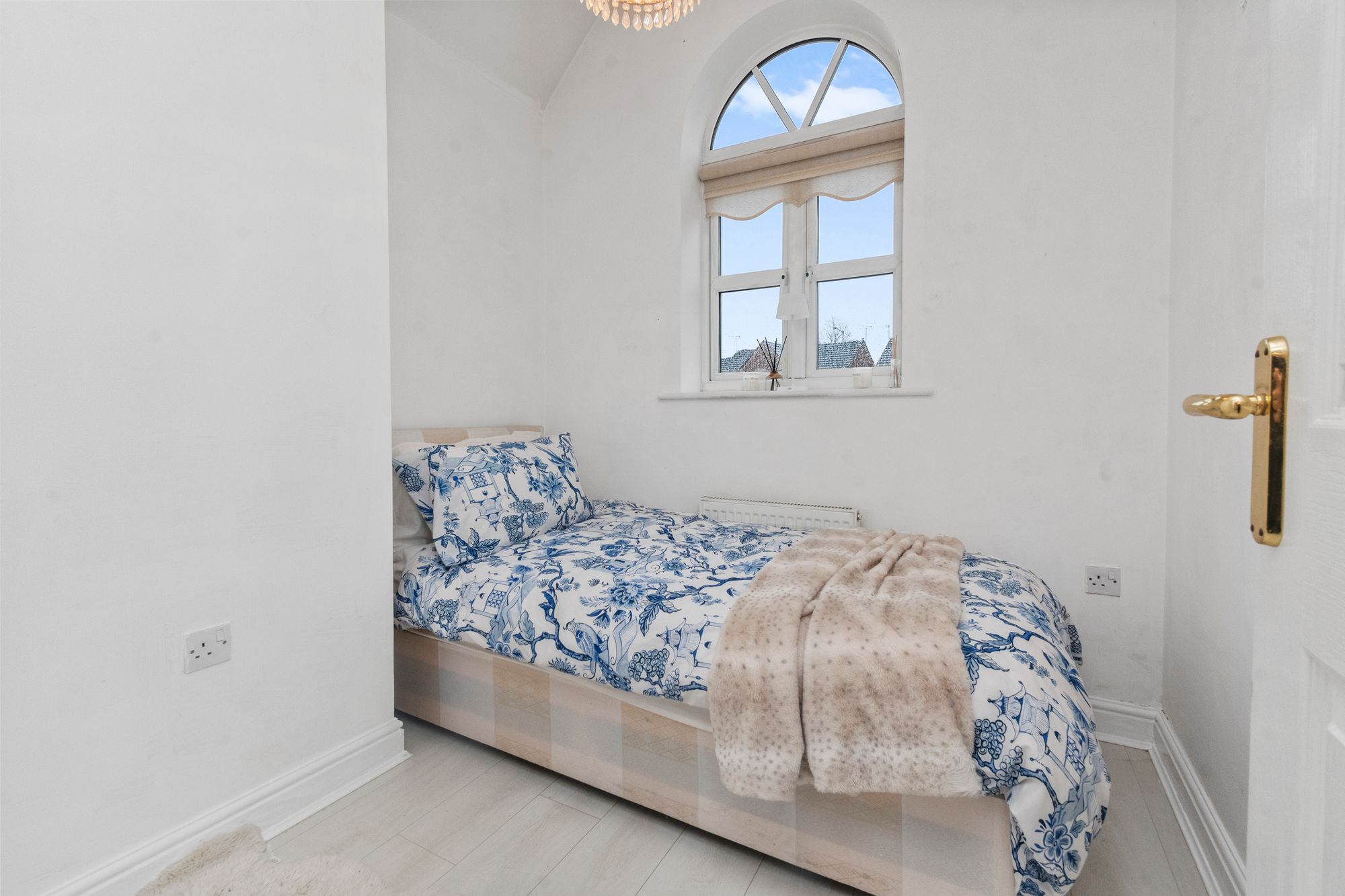 Lowther Crescent, St. Helens, WA10