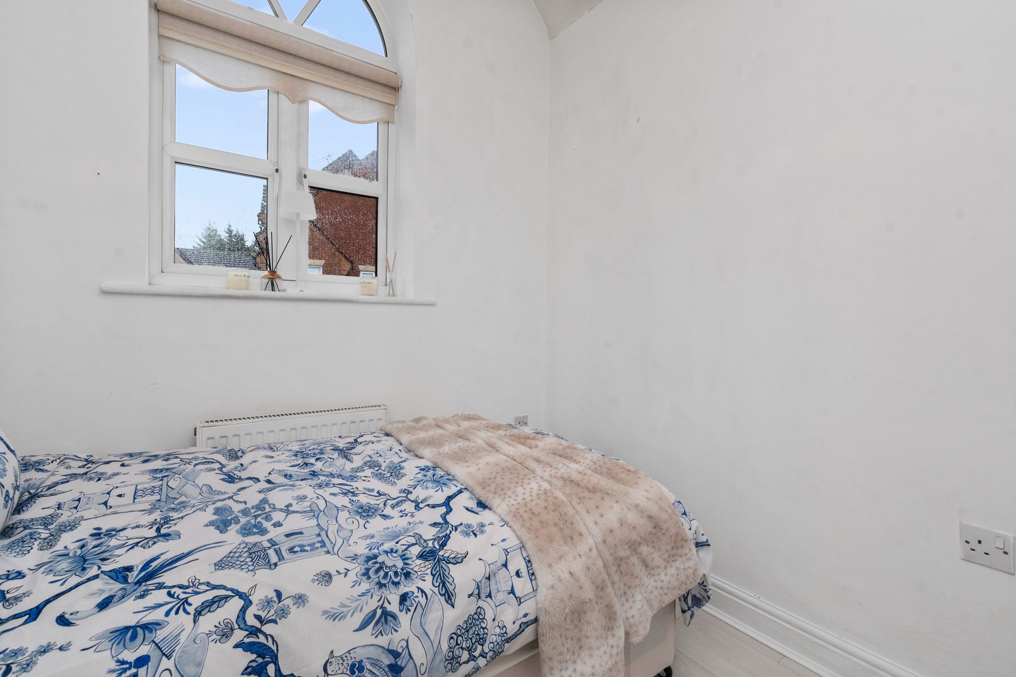 Lowther Crescent, St. Helens, WA10