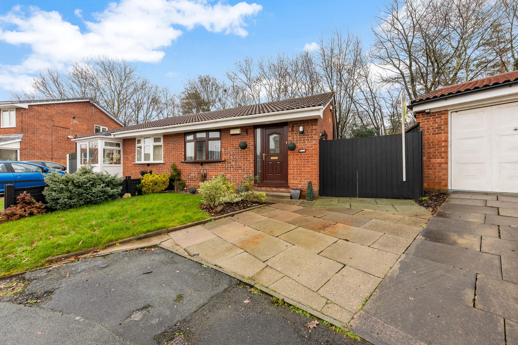 Tenby Close, Callands, WA5