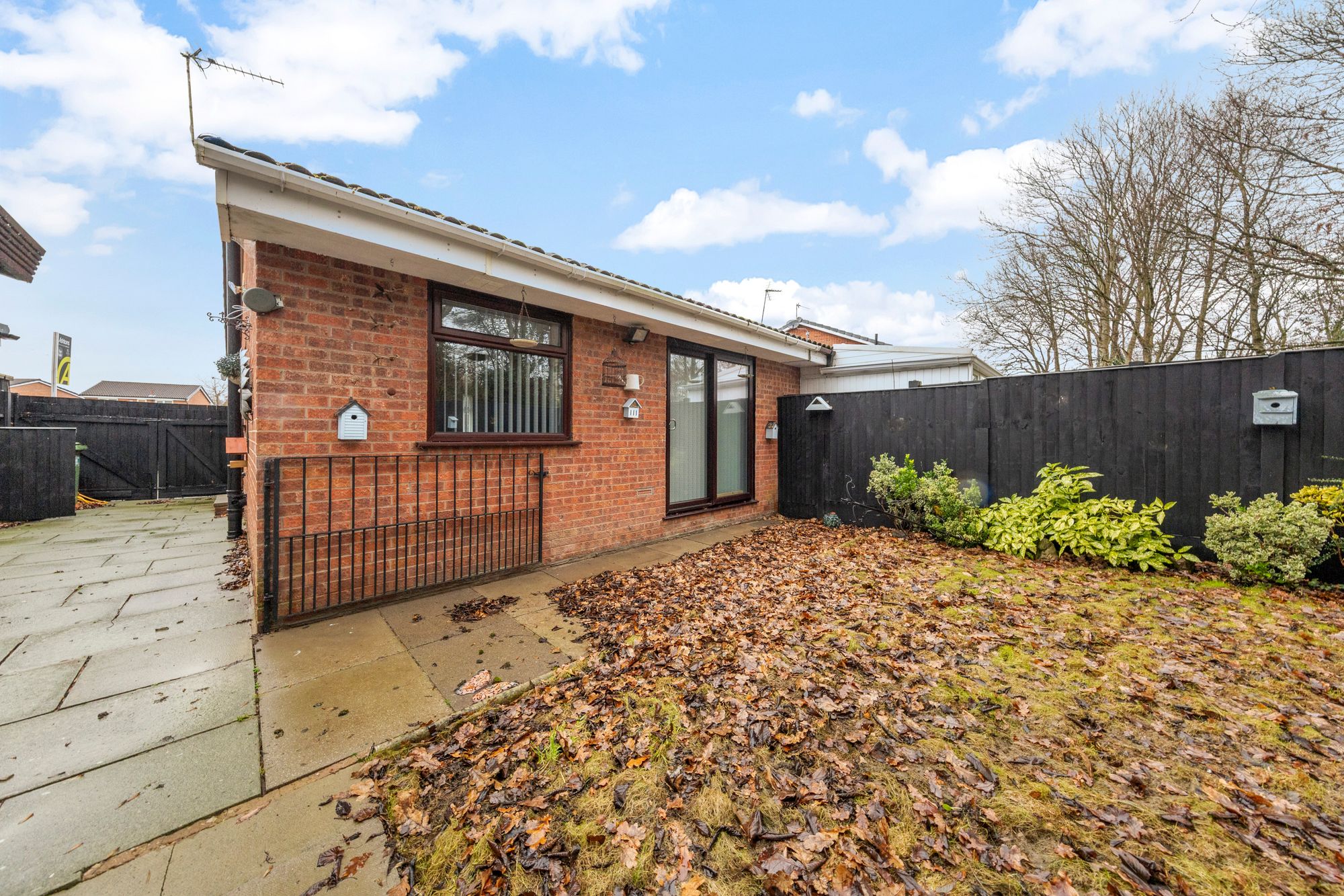 Tenby Close, Callands, WA5