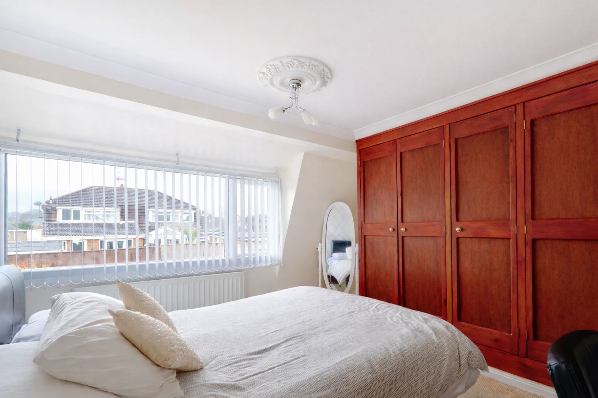 4e605694-0164-4f17-b93e-d3f1e35ad04b