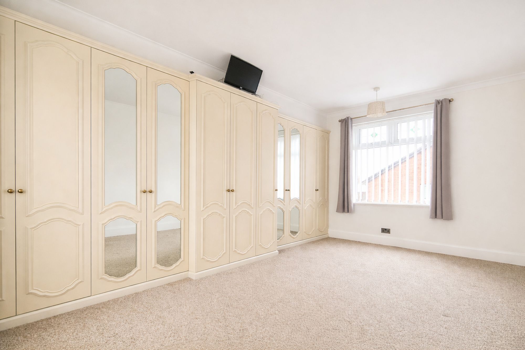 5807dd05-e4c6-437e-9874-7f70be4ab6c6