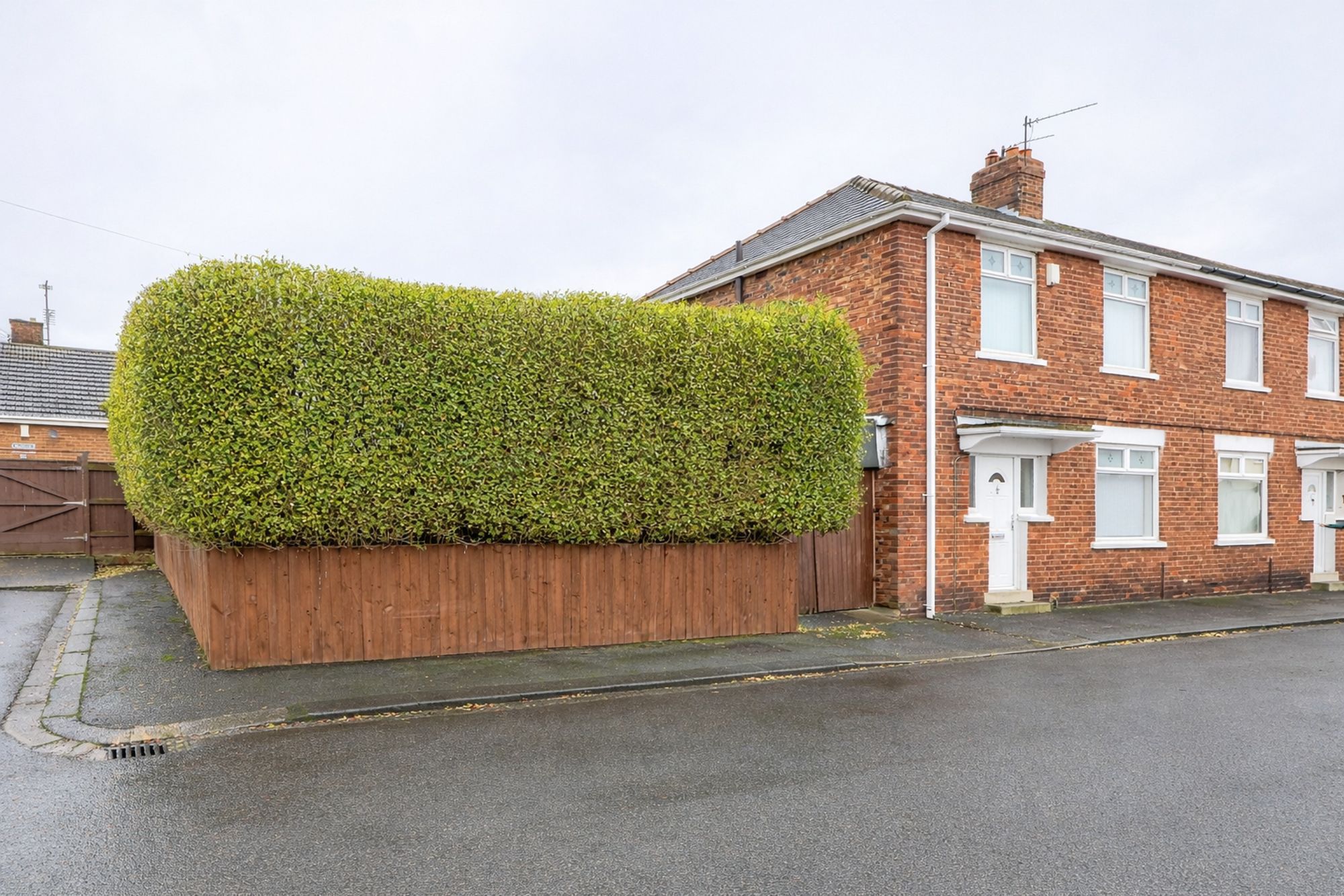 b99ffd8c-870c-4c47-a8ea-b1759fa70286