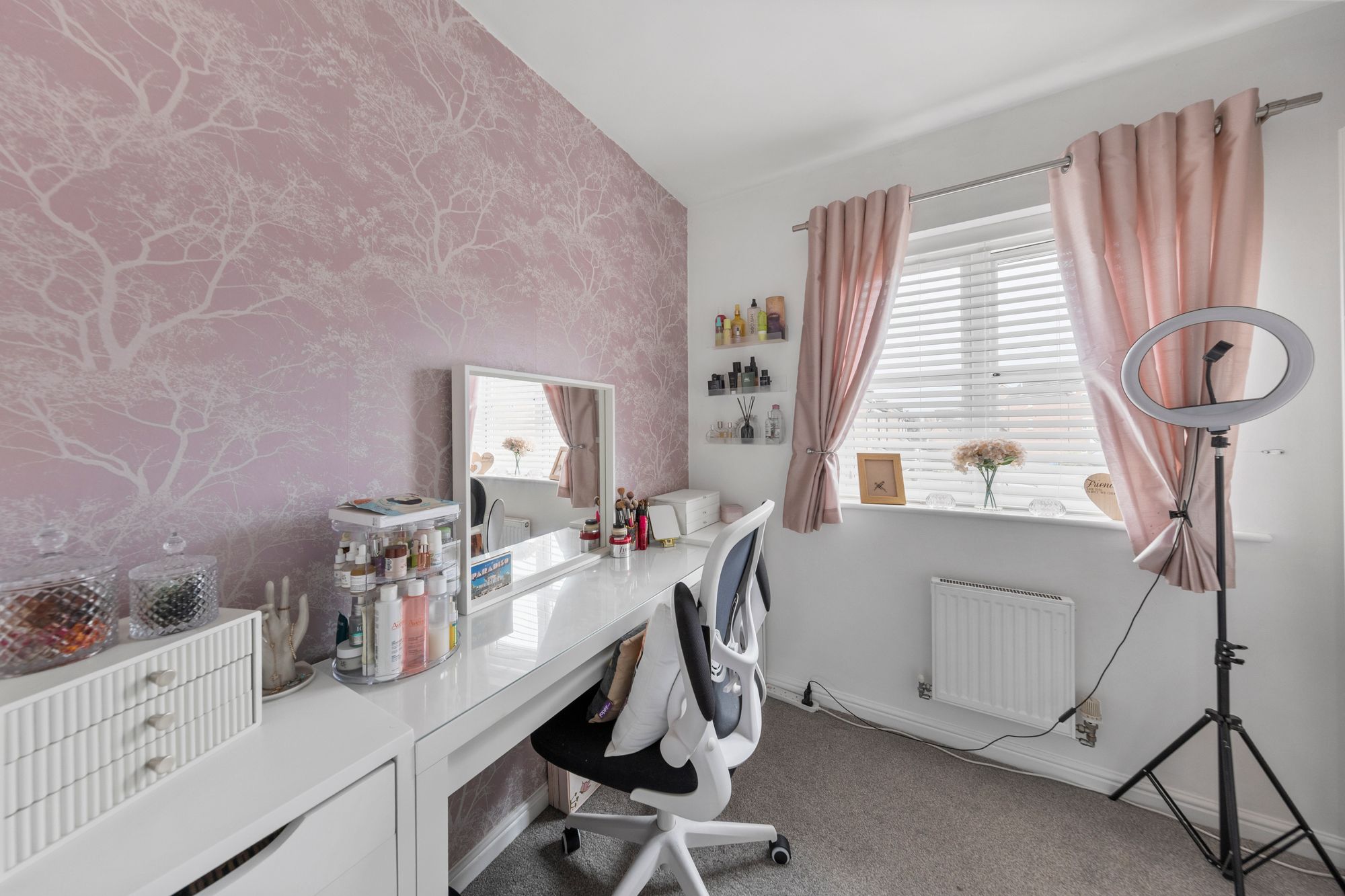 Houston Gardens, Great Sankey, WA5