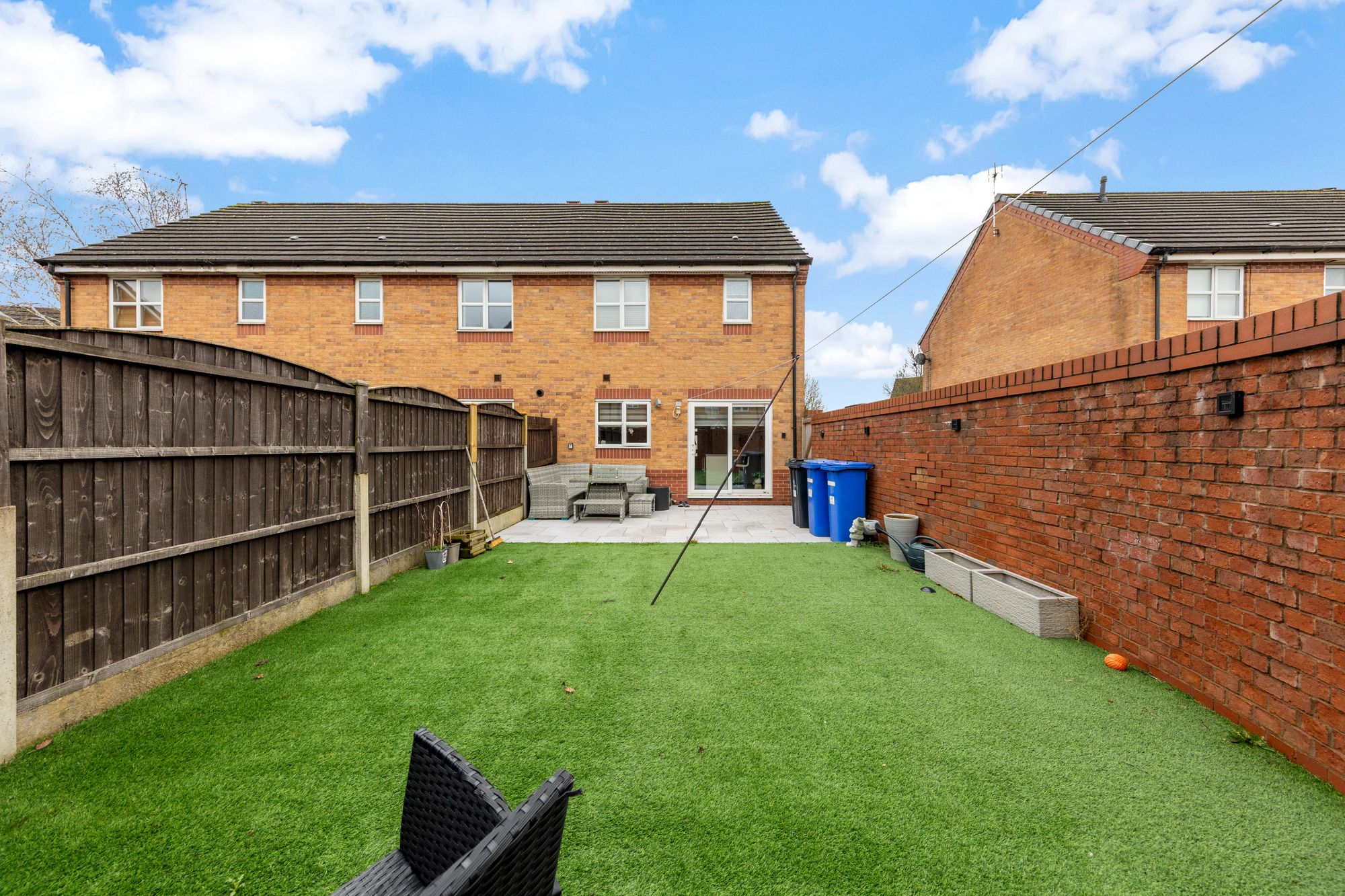 Houston Gardens, Great Sankey, WA5