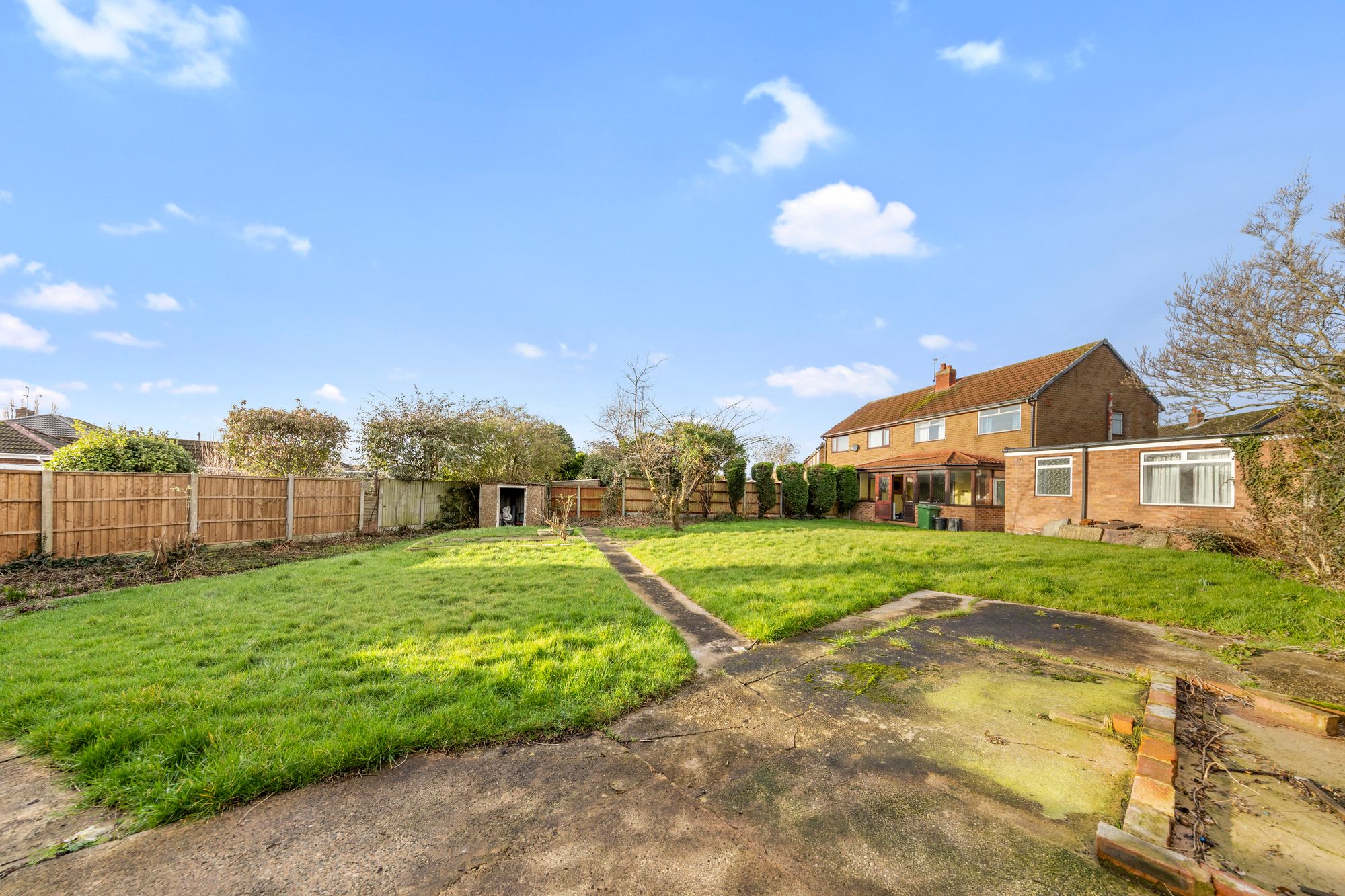 Friars Avenue, Great Sankey, WA5