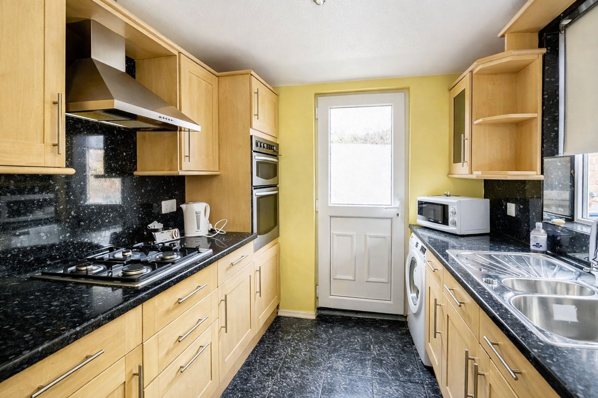 45d23353-461c-41a1-a40d-557acd14999a