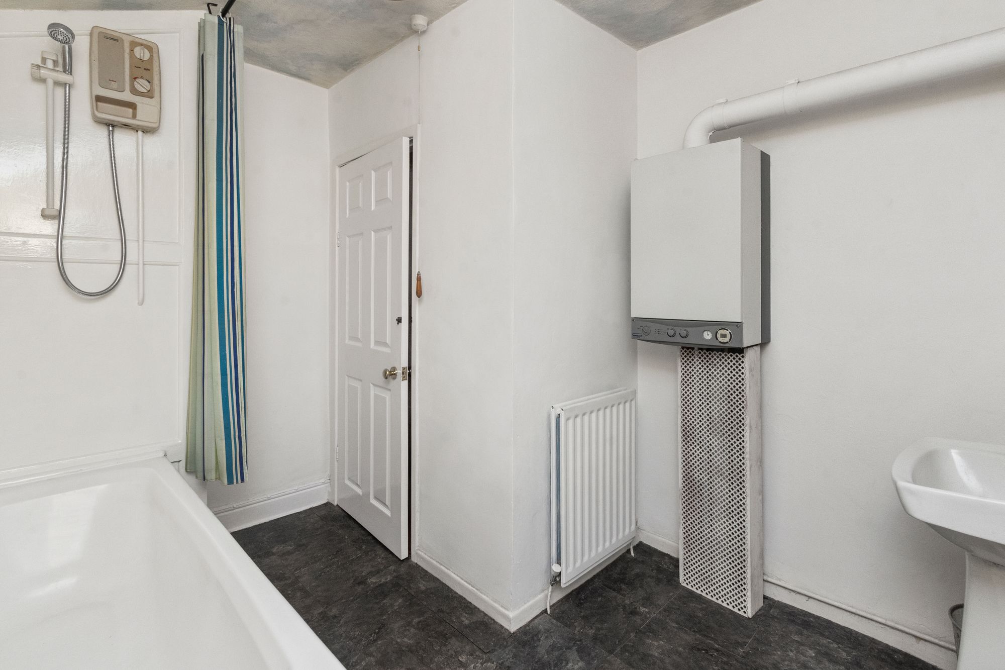 Mill Lane, St. Helens, WA9