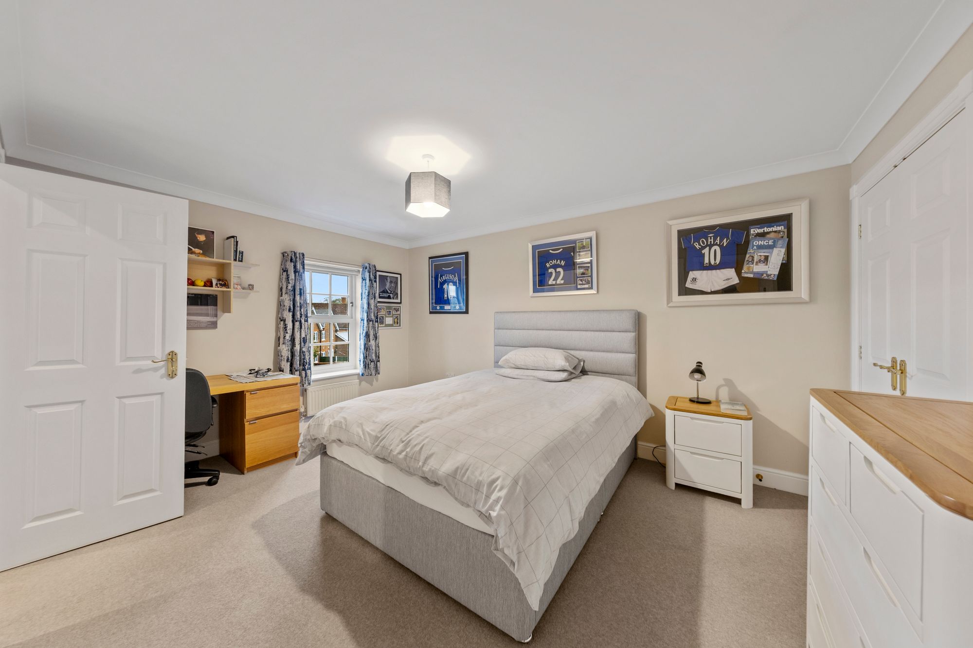 Winwick Park Avenue, Winwick, WA2