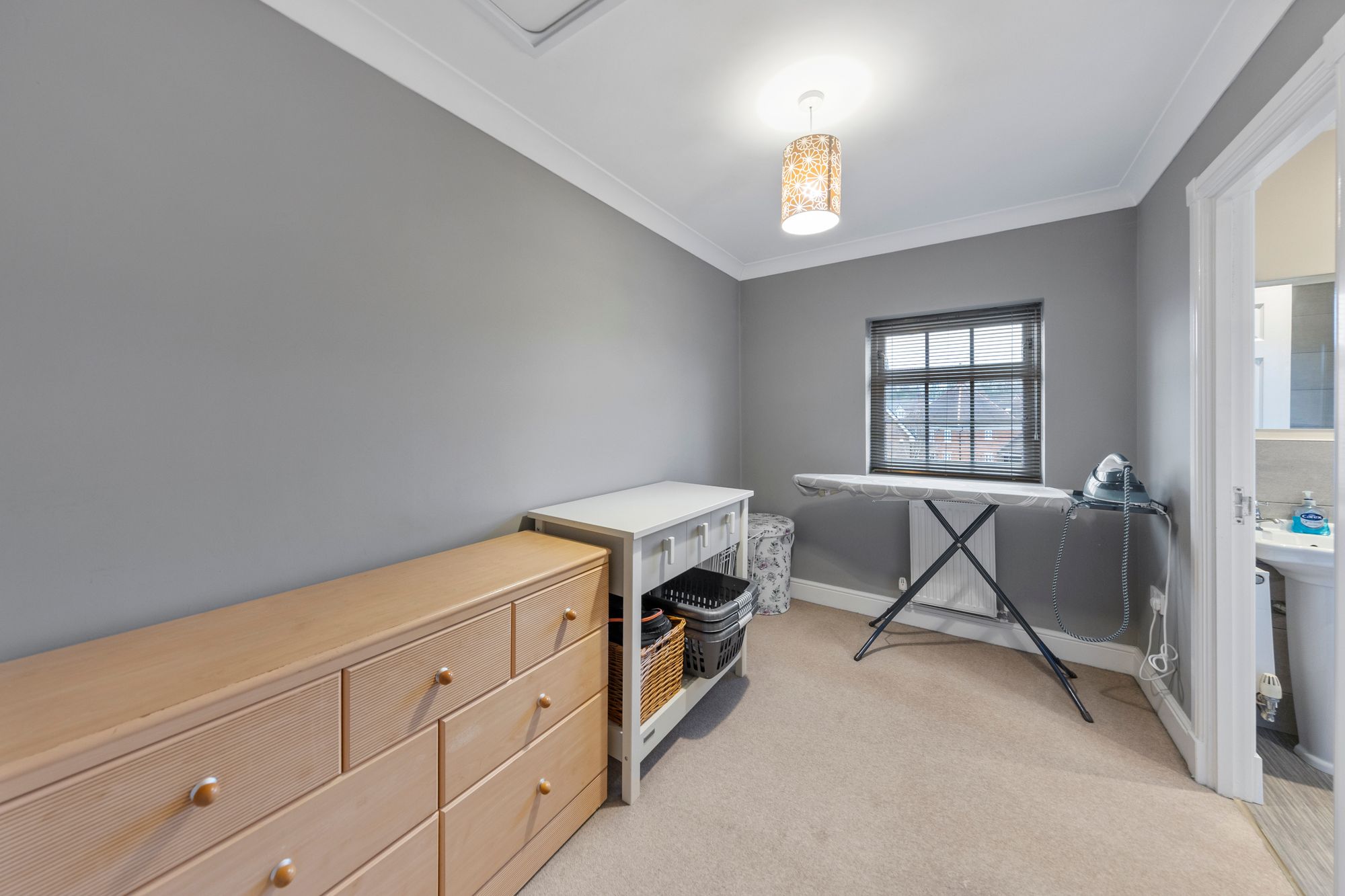 Winwick Park Avenue, Winwick, WA2