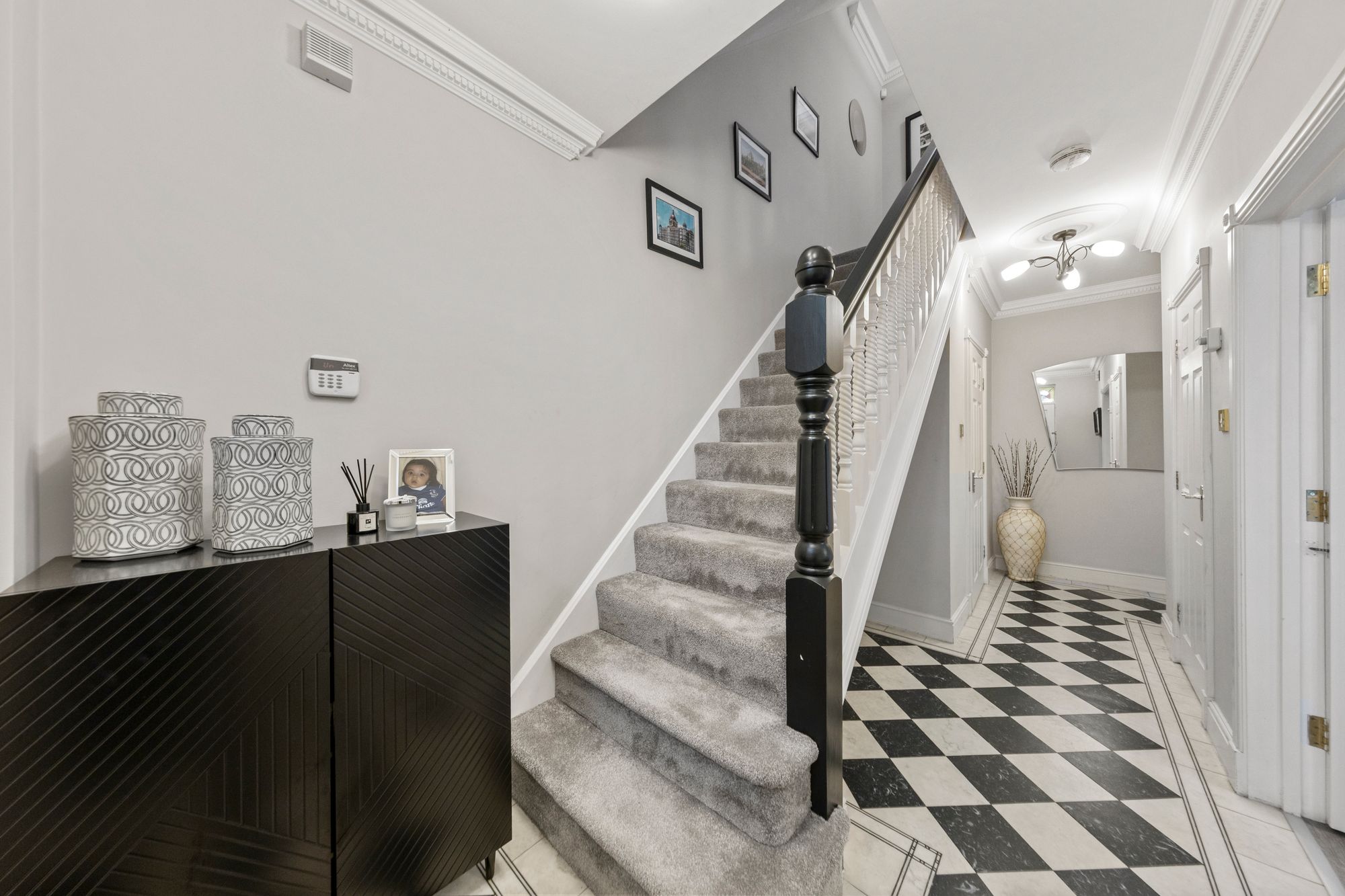 Winwick Park Avenue, Winwick, WA2