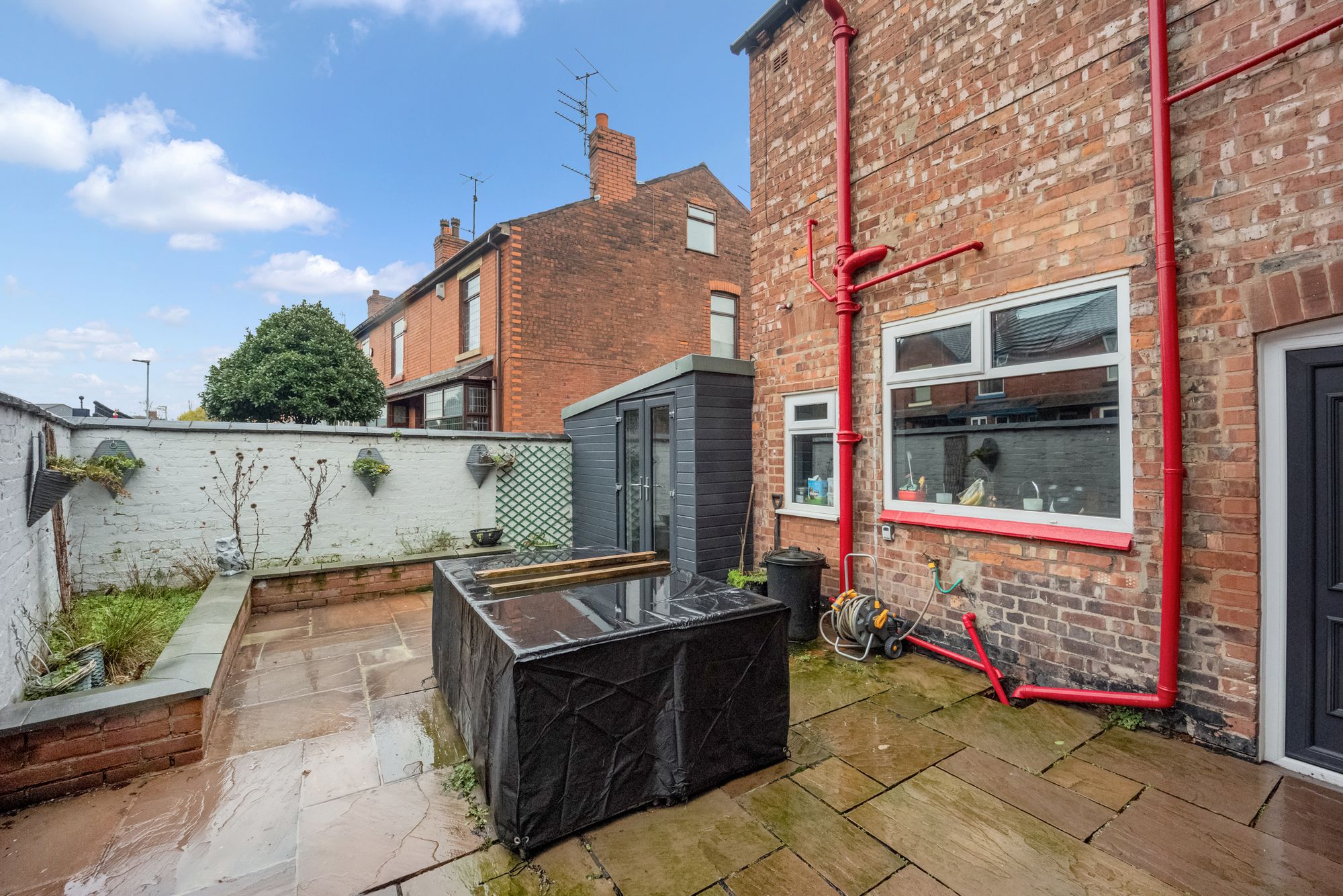 Eyet Street, Leigh, WN7