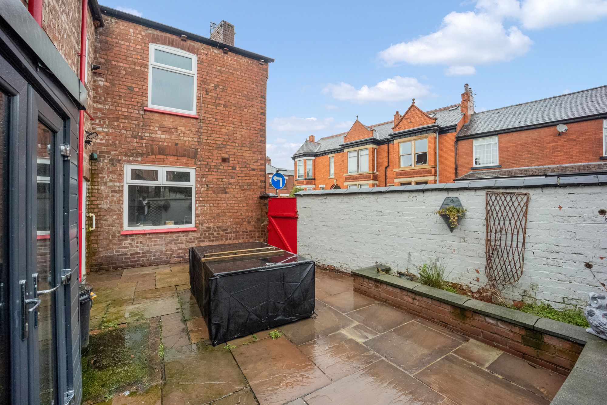 Eyet Street, Leigh, WN7