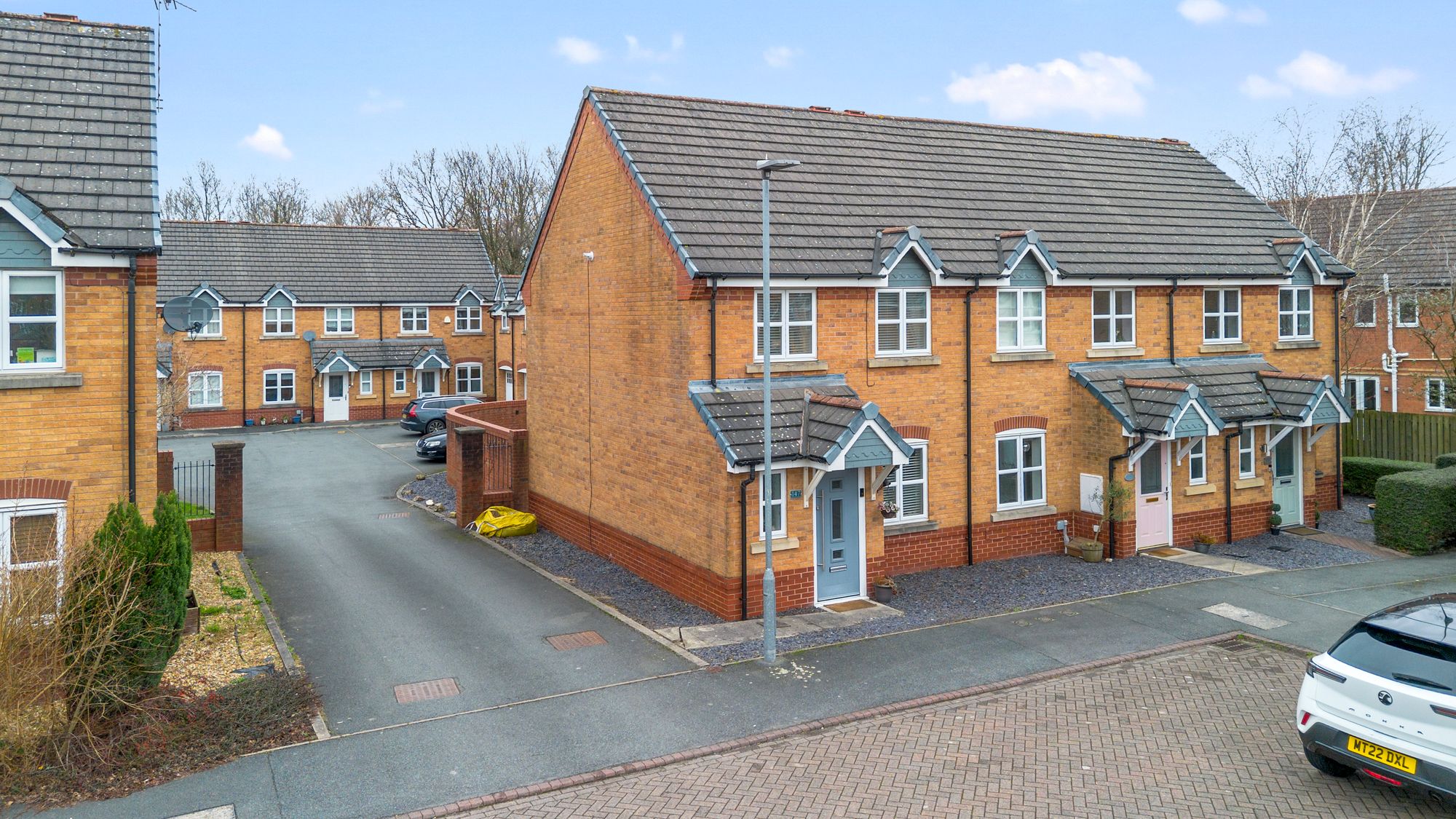 Houston Gardens, Great Sankey, WA5