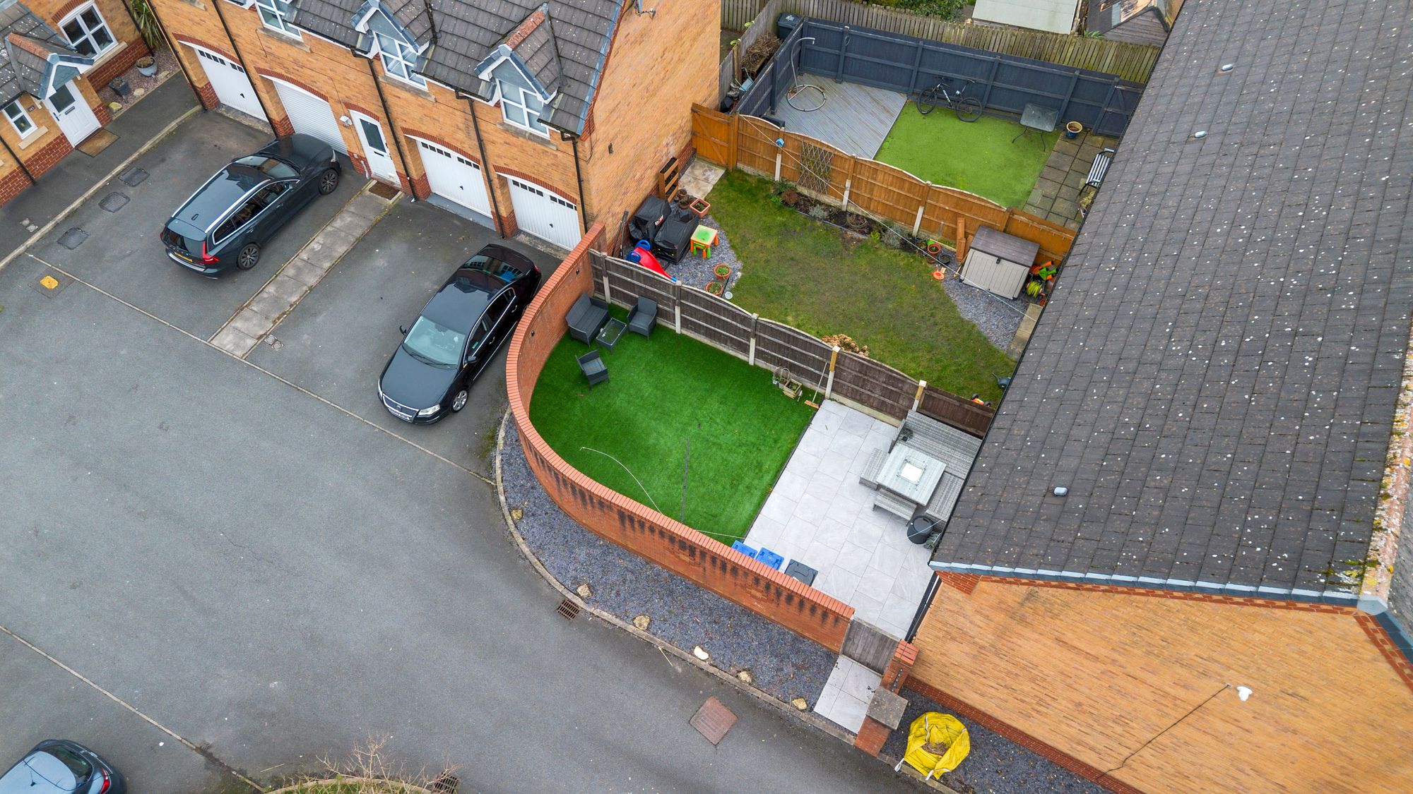 Houston Gardens, Great Sankey, WA5