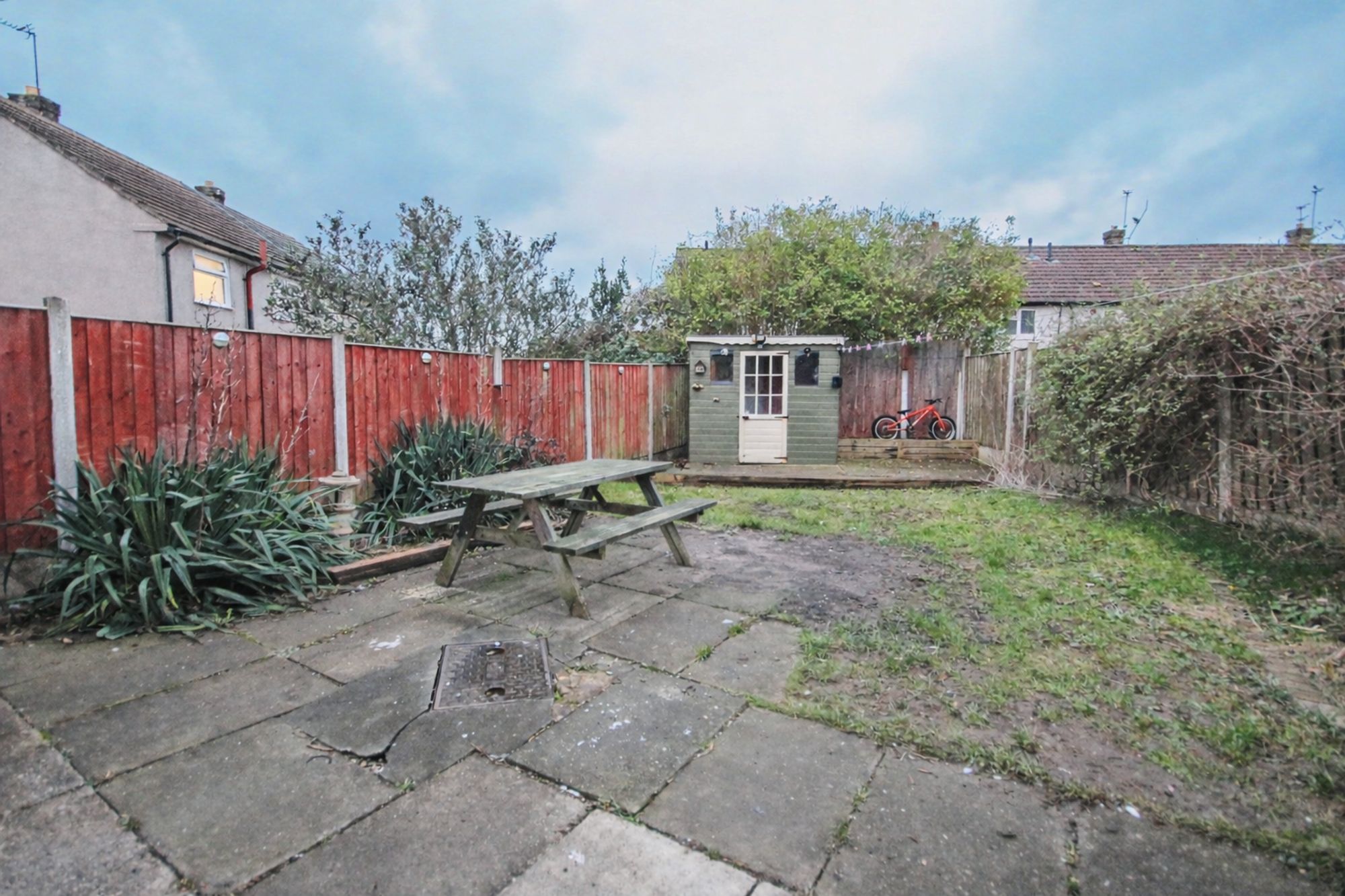 Johnson Avenue, Prescot, L35