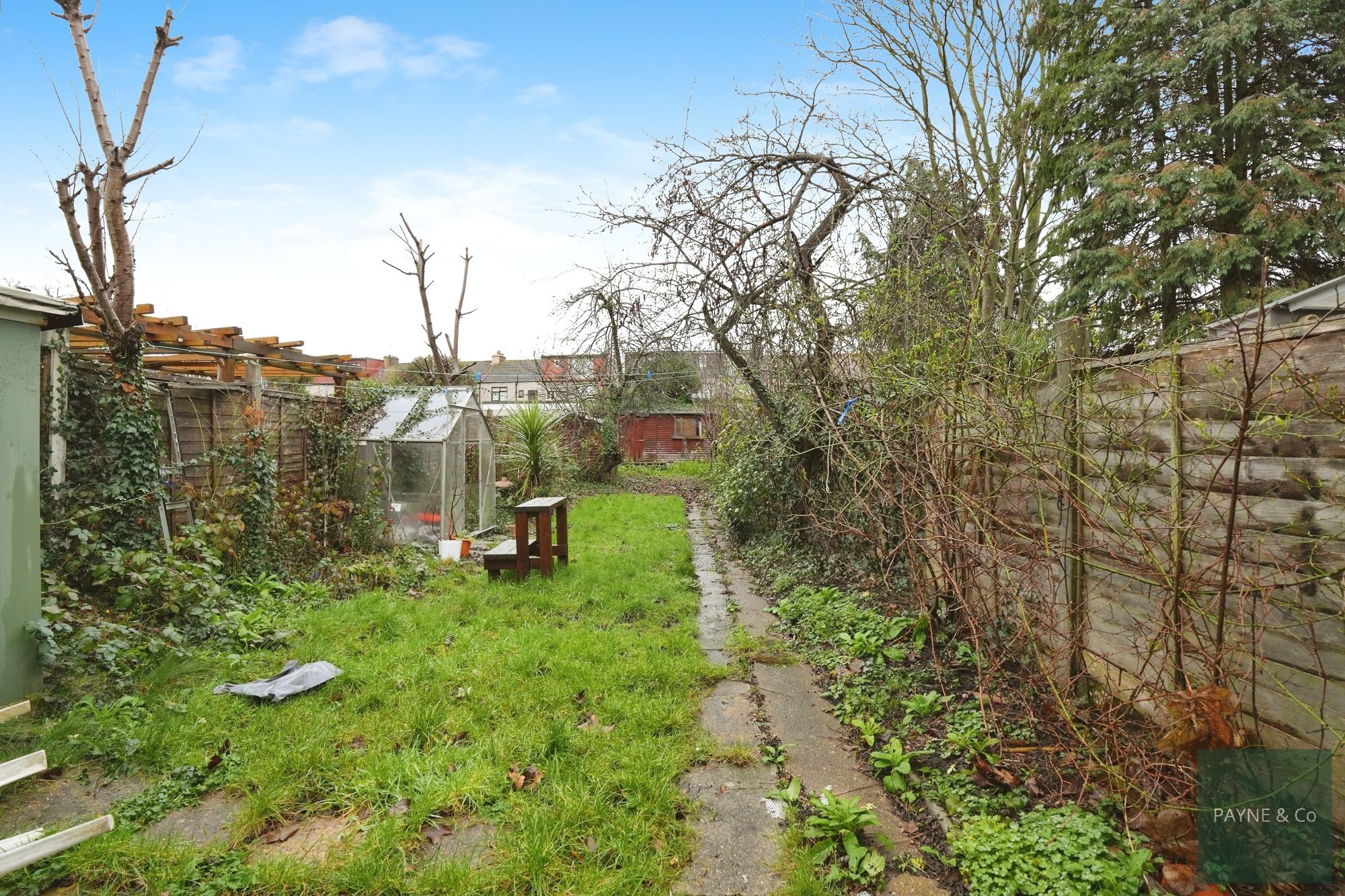 4 Bed, 3 Bath Property For Sale in Brook Road, Ilford, IG2 7EY