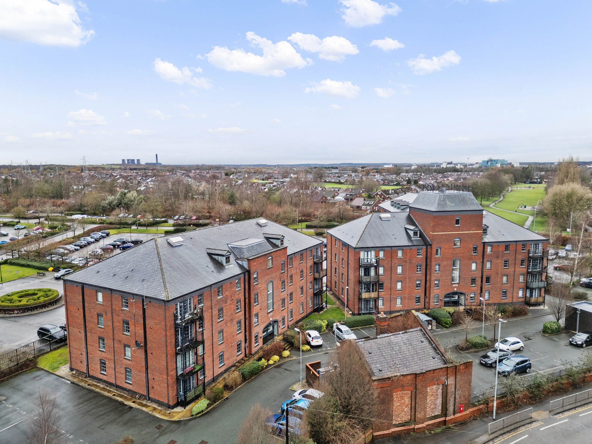 Elphins Drive, Beaumont Court, WA4