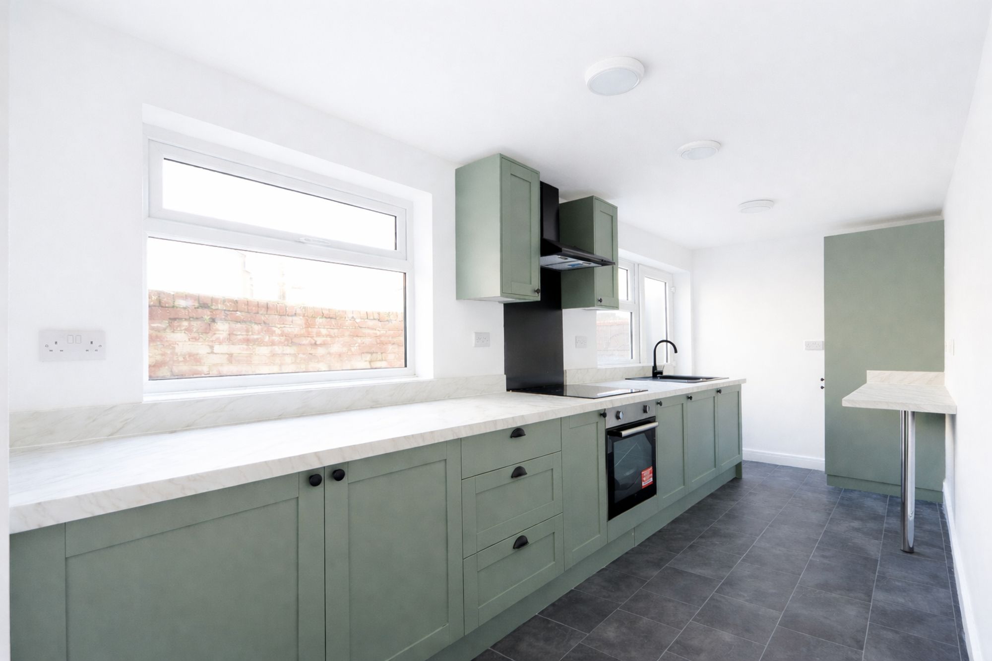 af43f9c8-172b-4fd2-9492-8abc17cfe31b